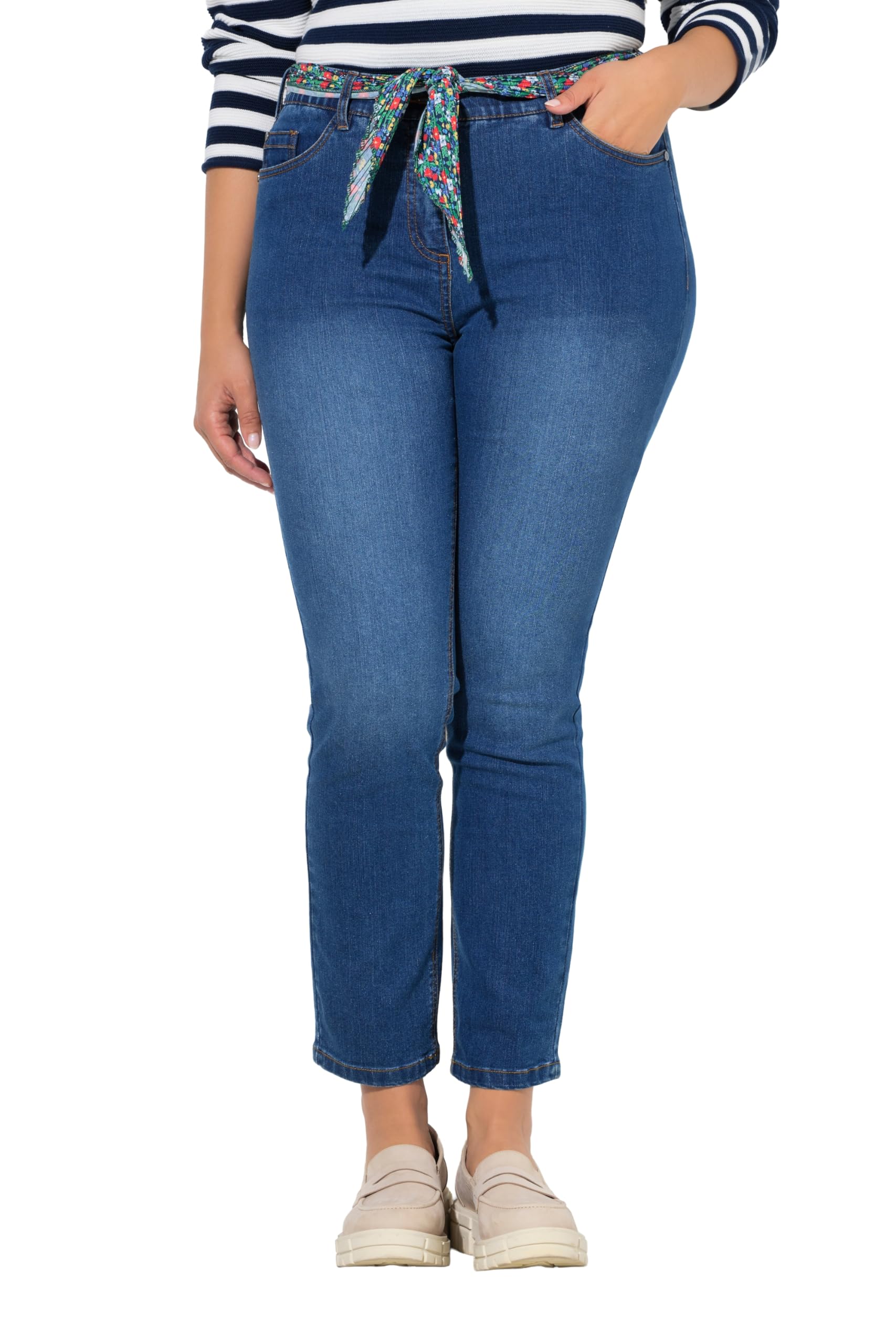 Ulla Popken Damen große Größen Übergrößen Plus Size Jeans Sarah, Tuchgürtel, verkürzt, schmales Bein 845626