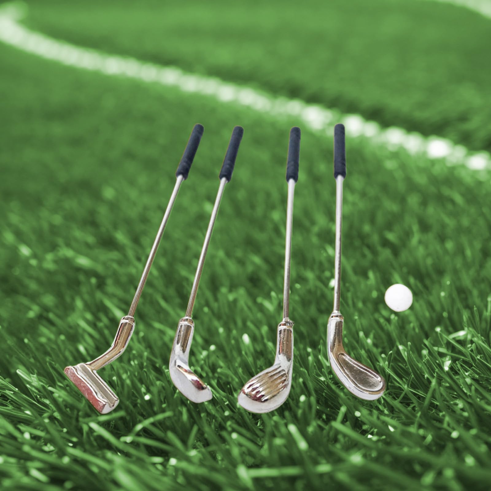 Amazon.co.jp: QIYUDUOLA ミニチュアゴルフクラブとボール5個パック 1