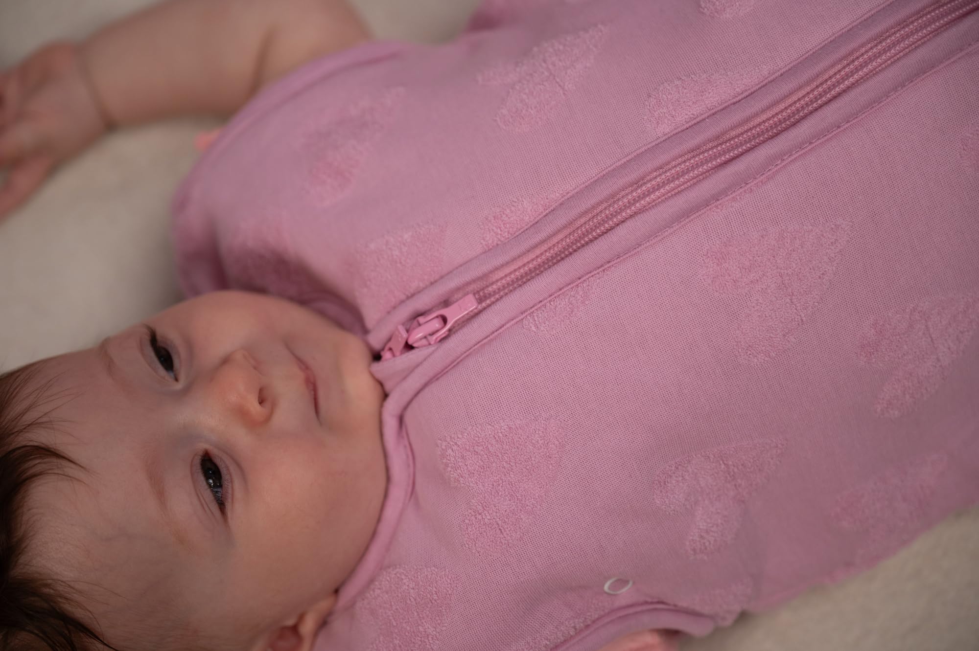 BabyBliss BlissSac Saco de Dormir para bebés 1.0 TOG - Algodón orgánico - de 0 a 36 Meses (Follow Your Heart, 6-18 Meses)