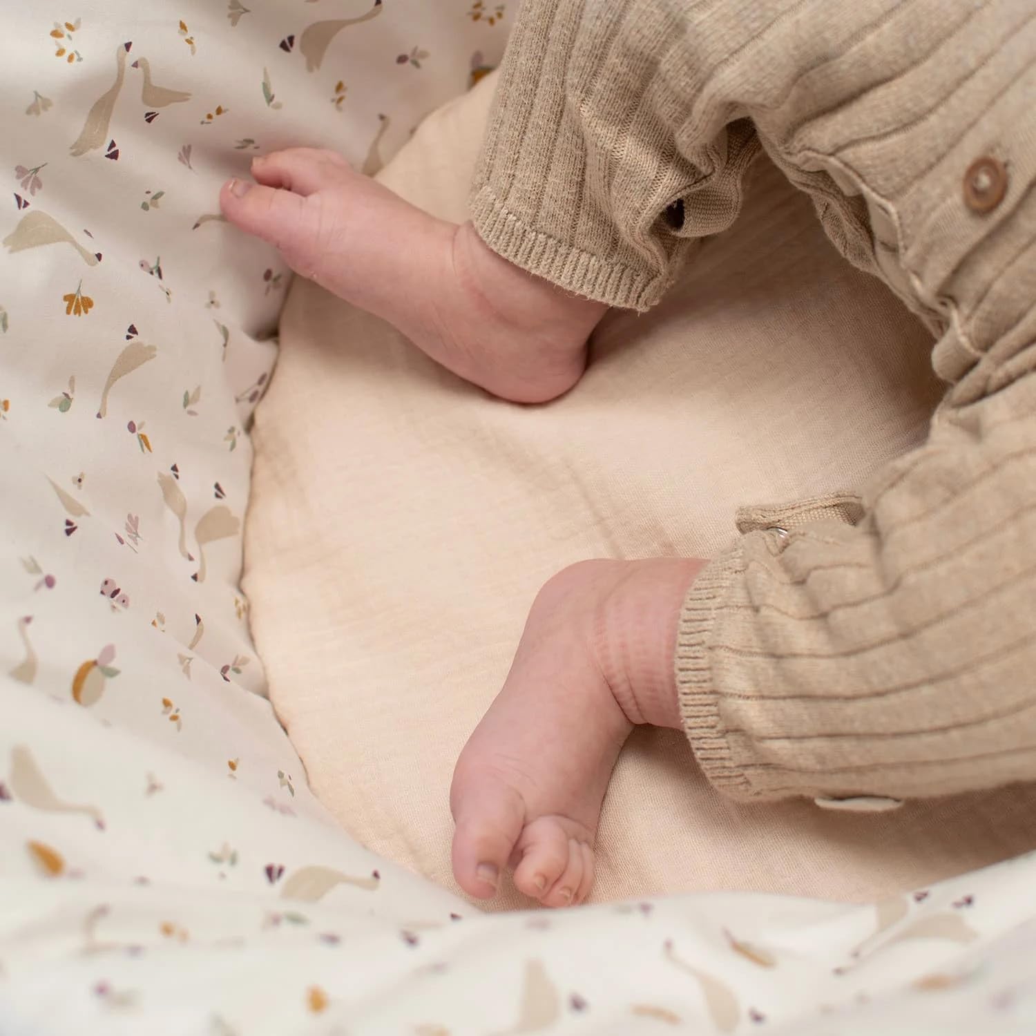 Sevira Kids - Couffin bébé avec Matelas, Habillage et Drap Housse, Sidonia - TU Made in France TU
