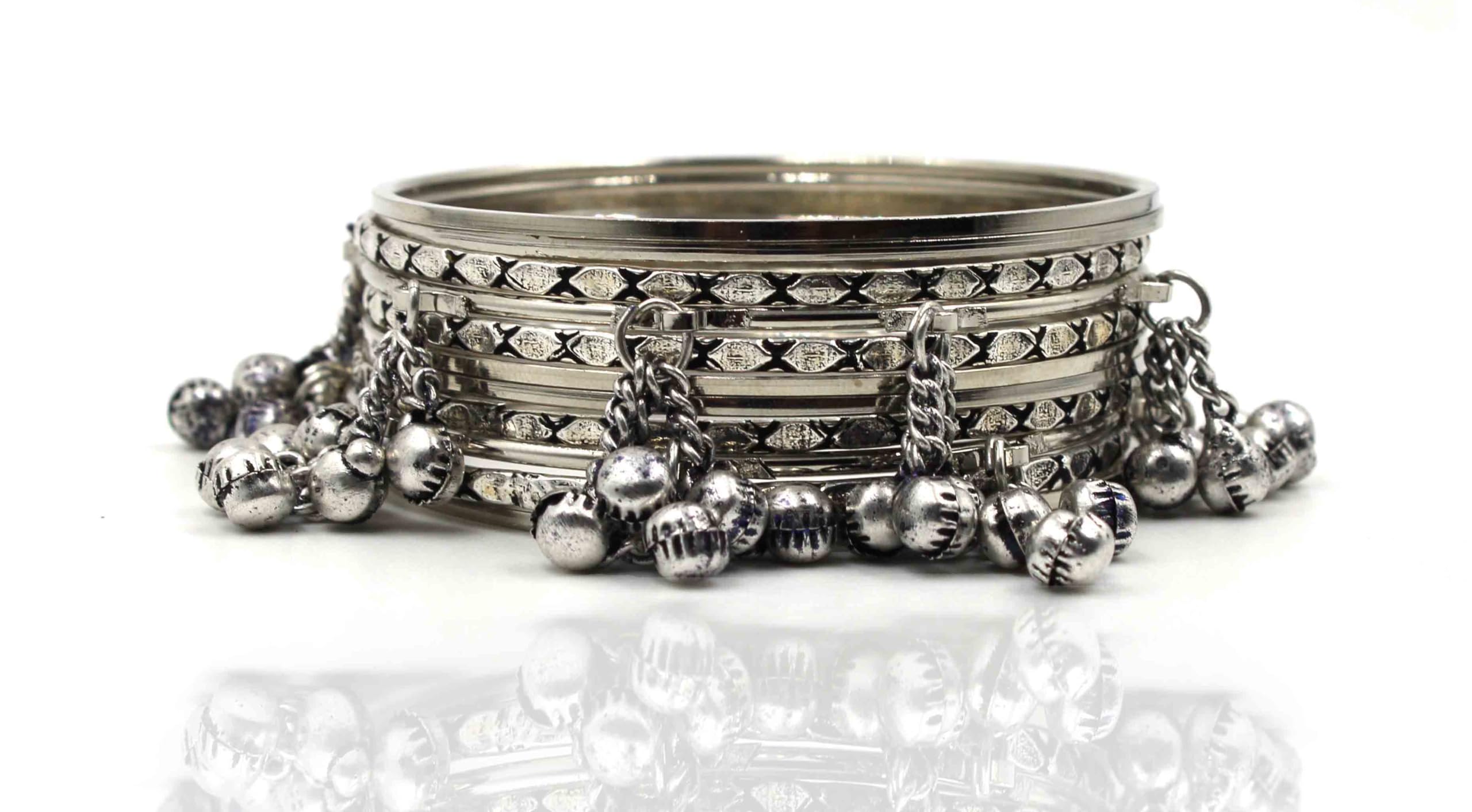 GURJARI JEWELLERS Oxidised 12 Bangles set with Brass Gungru (2.4) (B0CN38KRC7) Amazon Price History, Amazon Price Tracker