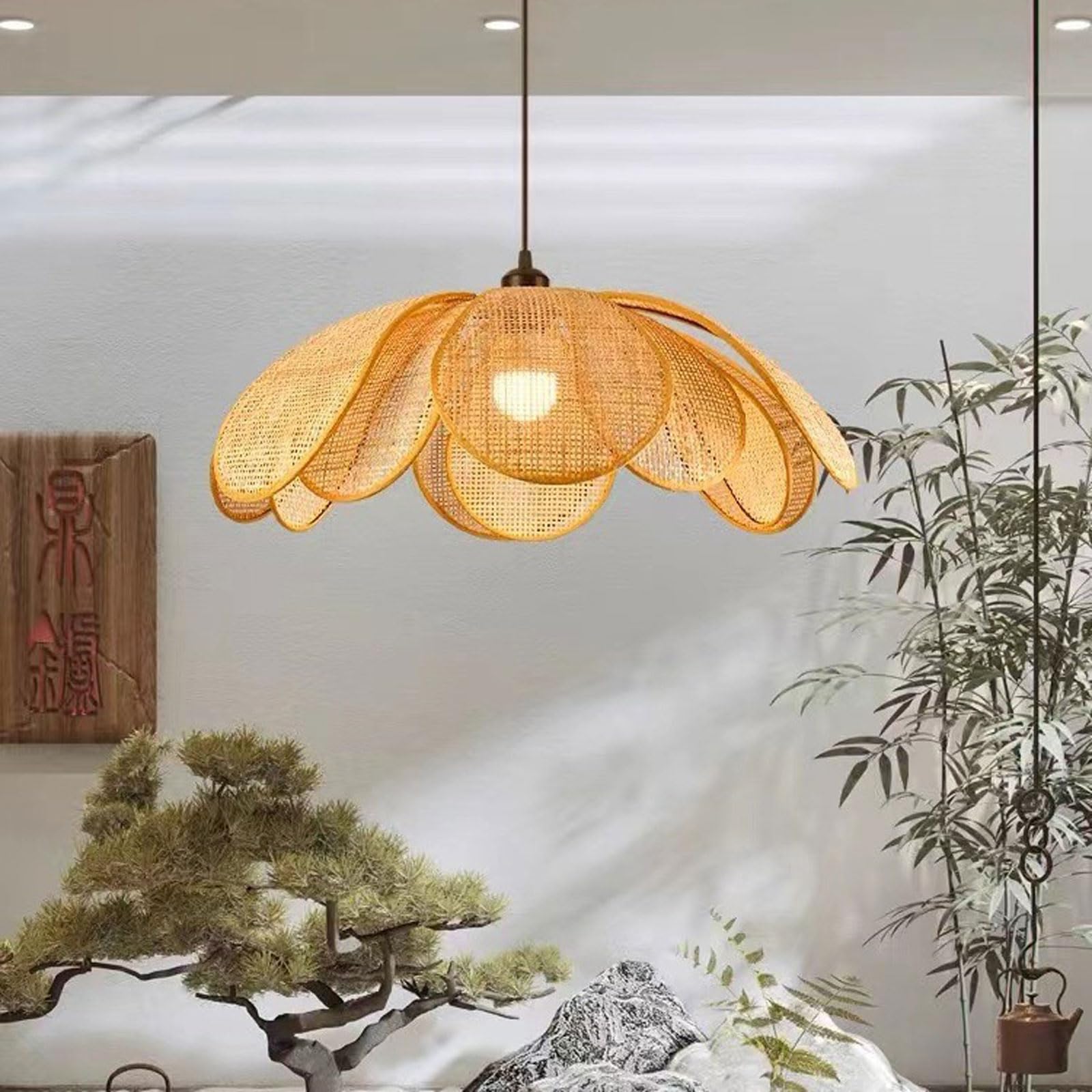 Wisząca lampa w stylu boho z wikliny w stylu rustykalnym, pleciona lampa wisząca z motywem kwiatowym, ręcznie robiony żyrandol nad wyspę kuchenną, odpowiedni do jadalni, rustykalne oświetlenie