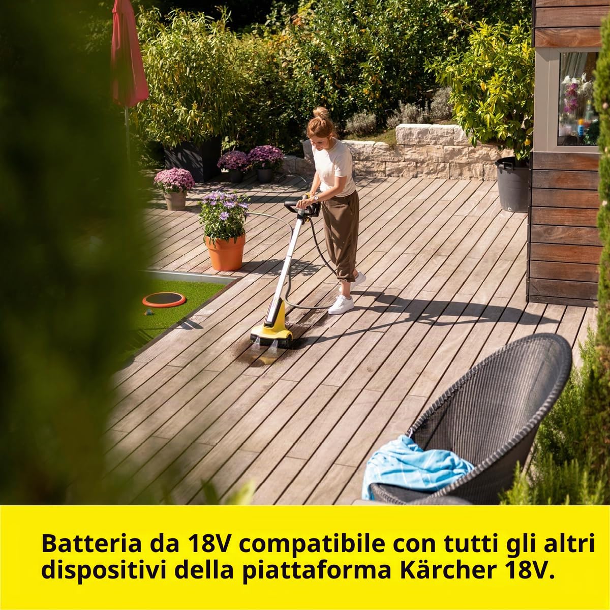 KÄRCHER lavasuperfici a batteria PCL 3-18, ideale per la pulizia dello sporco ostinato da terrazzi e patii, pressione: max. 10 bar, portata d'acqua a 4 bar: max. 180 l/h (batteria non inclusa)