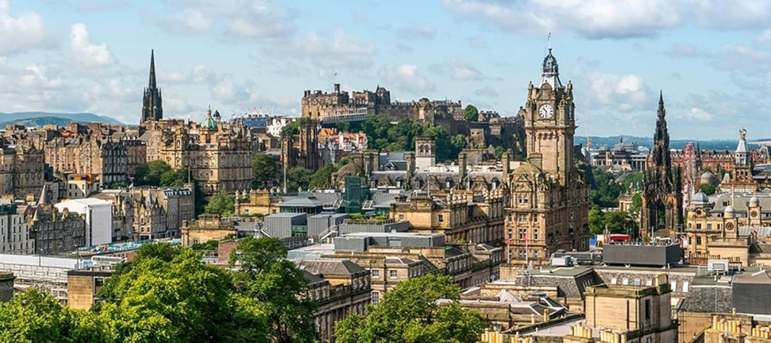 Amazon 木製パズル4000ピース楽しい カールトンヒルからのエディンバラ城の眺め 家族 大人 ティーンエイジャーのためのマルチカラーパズル おもちゃ おもちゃ