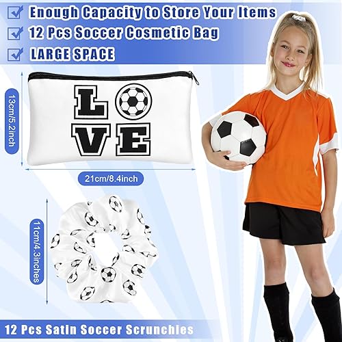 Miniatura 2 de Sweetude Juego de regalos de fútbol  12 bolsas de maquillaje, 12 bandas de satén para fútbol, bolsa de viaje portátil para cosméticos, lazos