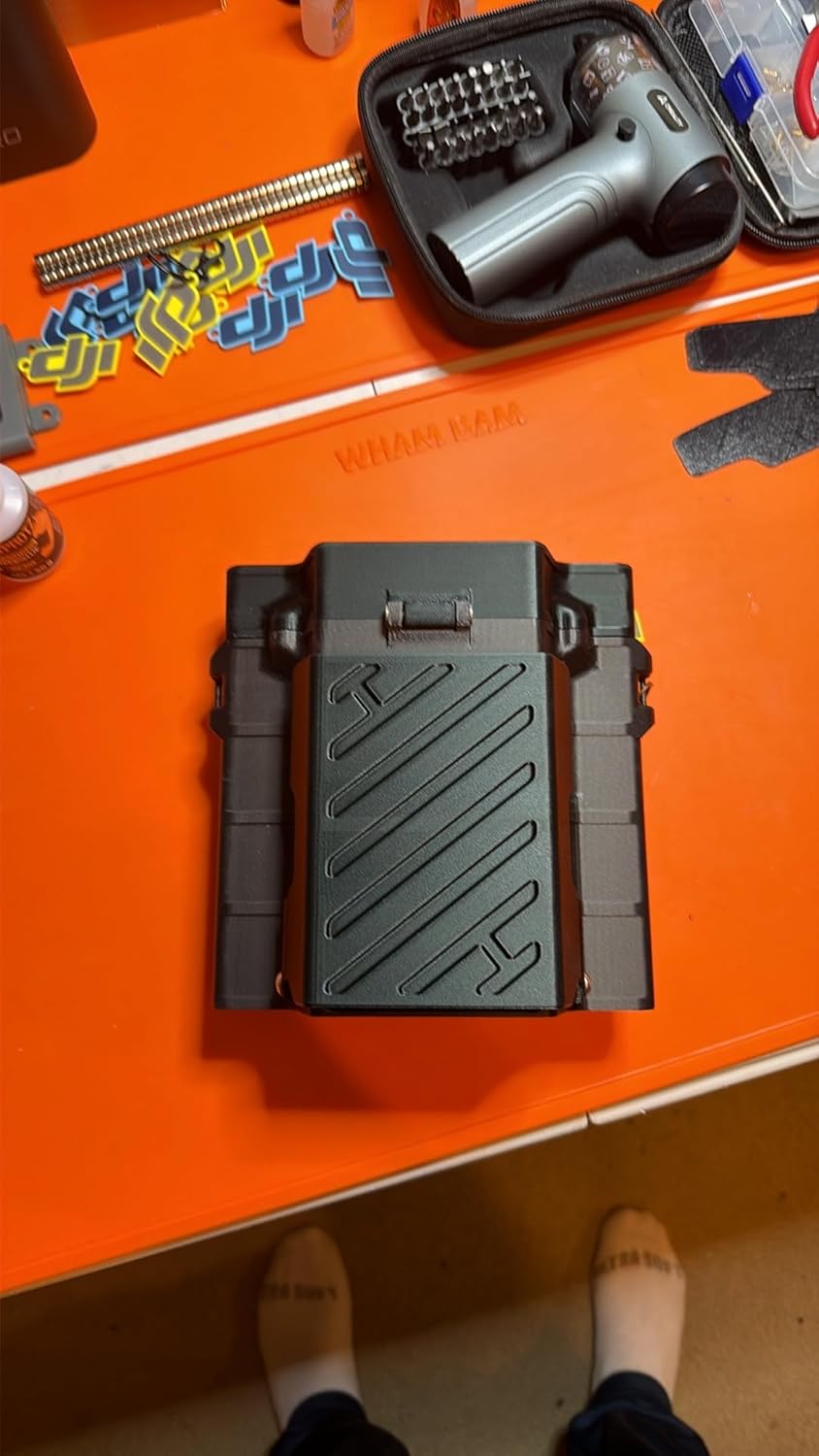 Neo 2 Protective Storage Case, Black and Dark Green Carbon Fiber Hard Shell Carrying Box with Belt Clip