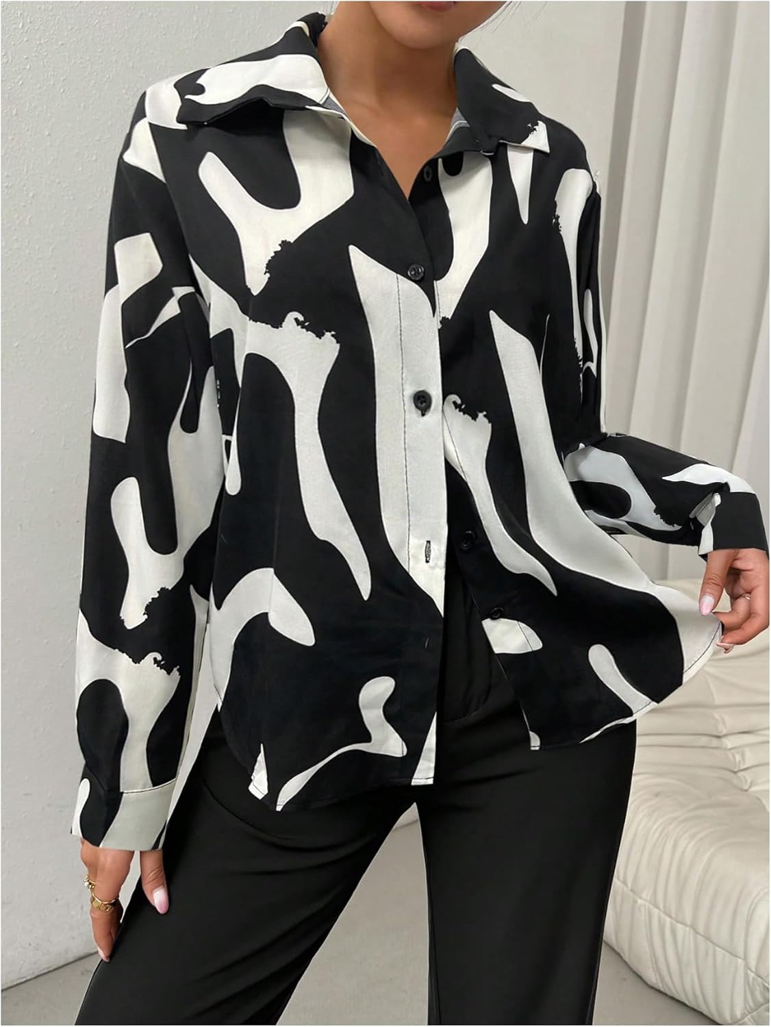 WDIRARA Women's Graphic Button Down Shirts Cow Printed Long Sleeve Collared Blouse Tops - Image 4