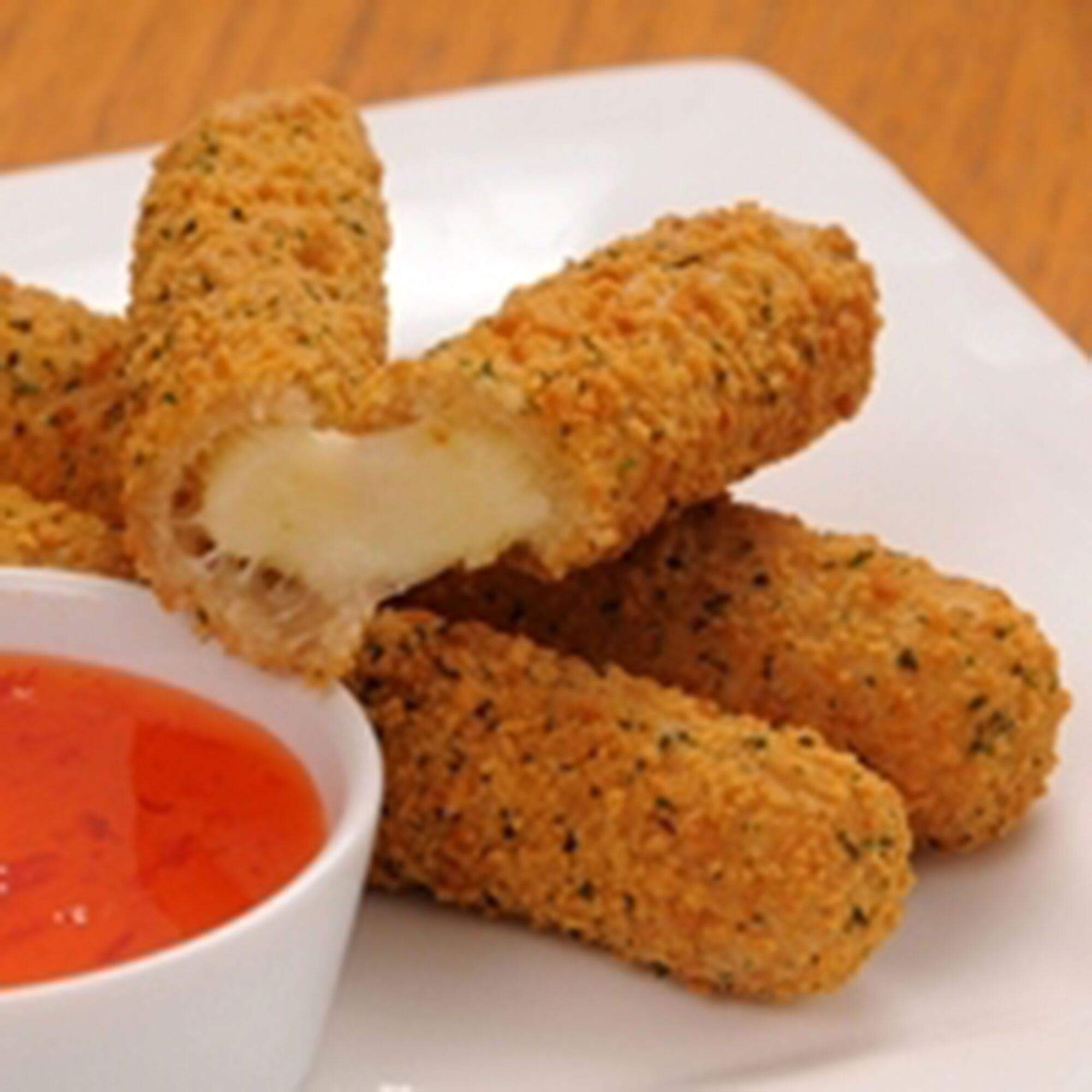 Innovate Frozen Breaded Mozzarella Sticks - 1x1kg