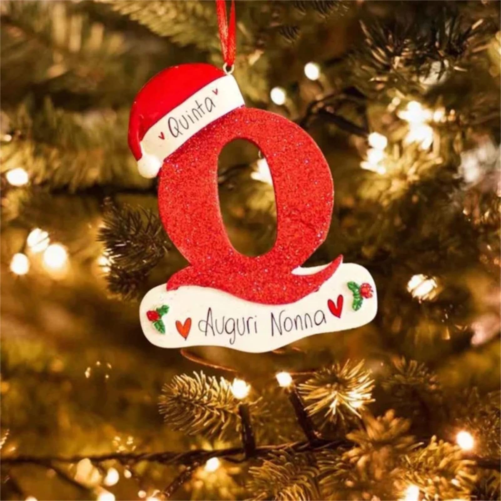 Ornamenti natalizi con iniziale rossa, decorazioni natalizie per | albero, ornamenti in legno con ciondolo a forma di lettera con cappello , 26 lettere decorazione per albero di Natale,