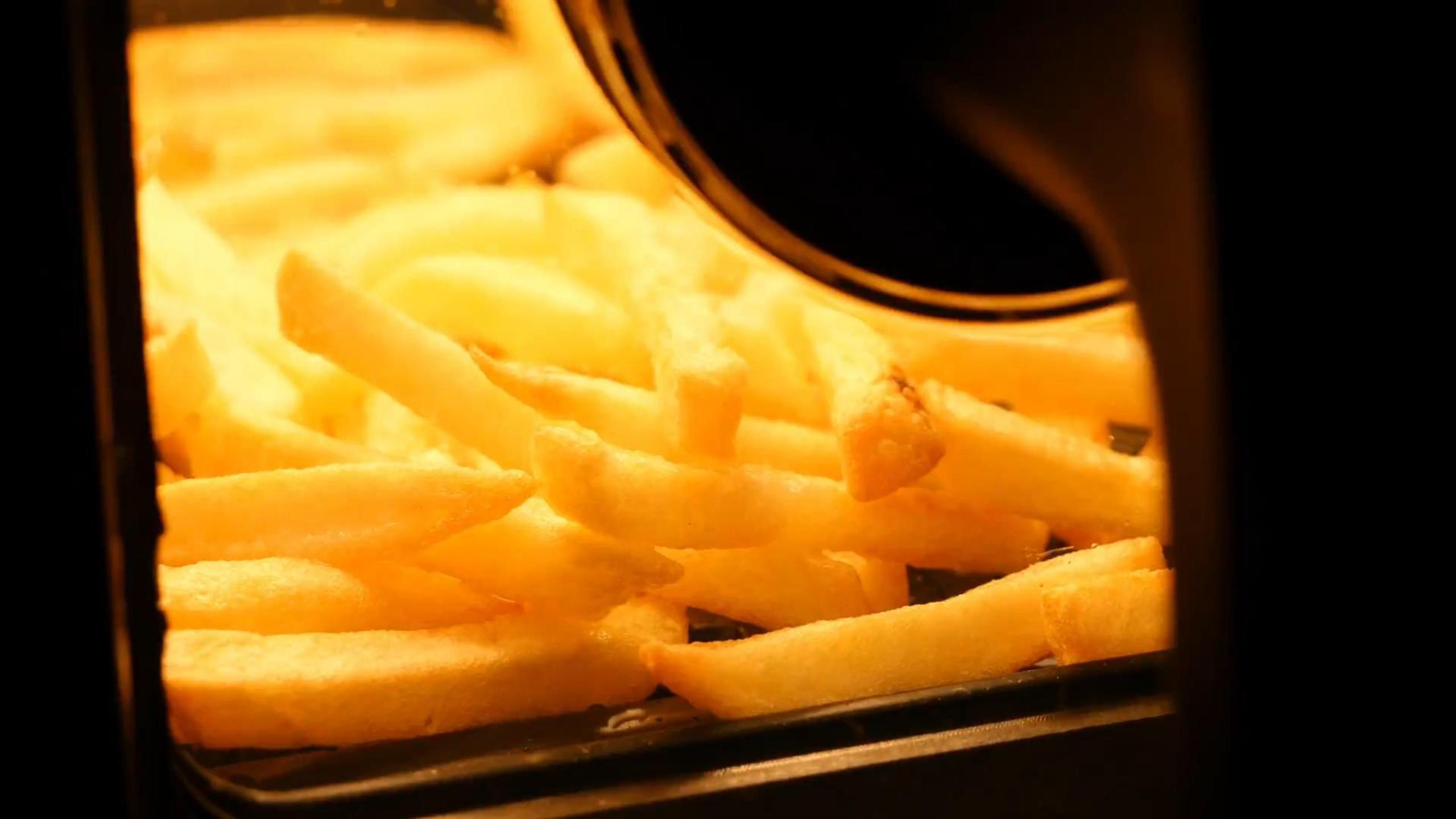 Amazon.co.jp: ノンフライヤー 4.2L 可視窓 大容量 1-4人用 エア