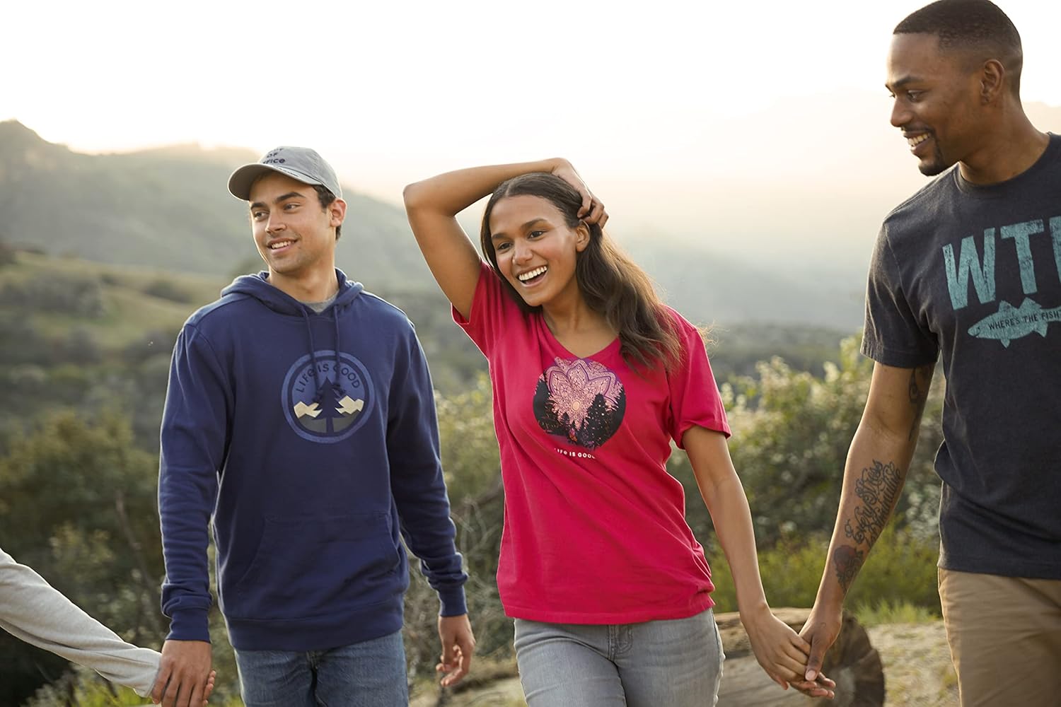 Life is Good Women's Crusher Graphic V-Neck T-Shirt, America The Beautiful : Clothing, Shoes & Jewelry