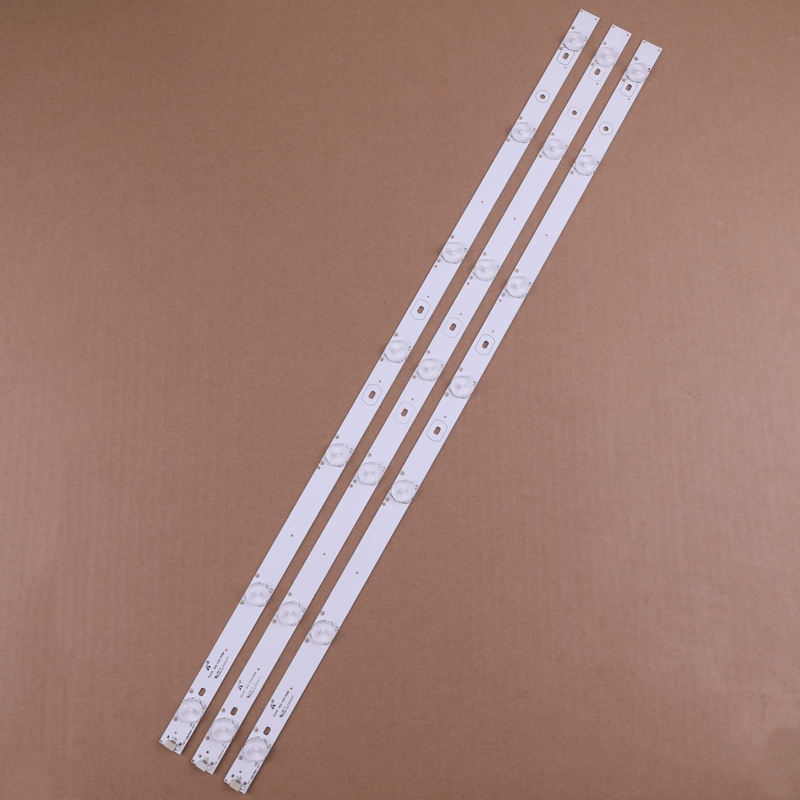 TV Backlight For Toshiba 32 Inch TV 32L2306C L32F3305B L32F3302B L32F3320-3D TCL TOT 32B2500-3X7 006-P2K1908B 4C-LB320T-YH5
