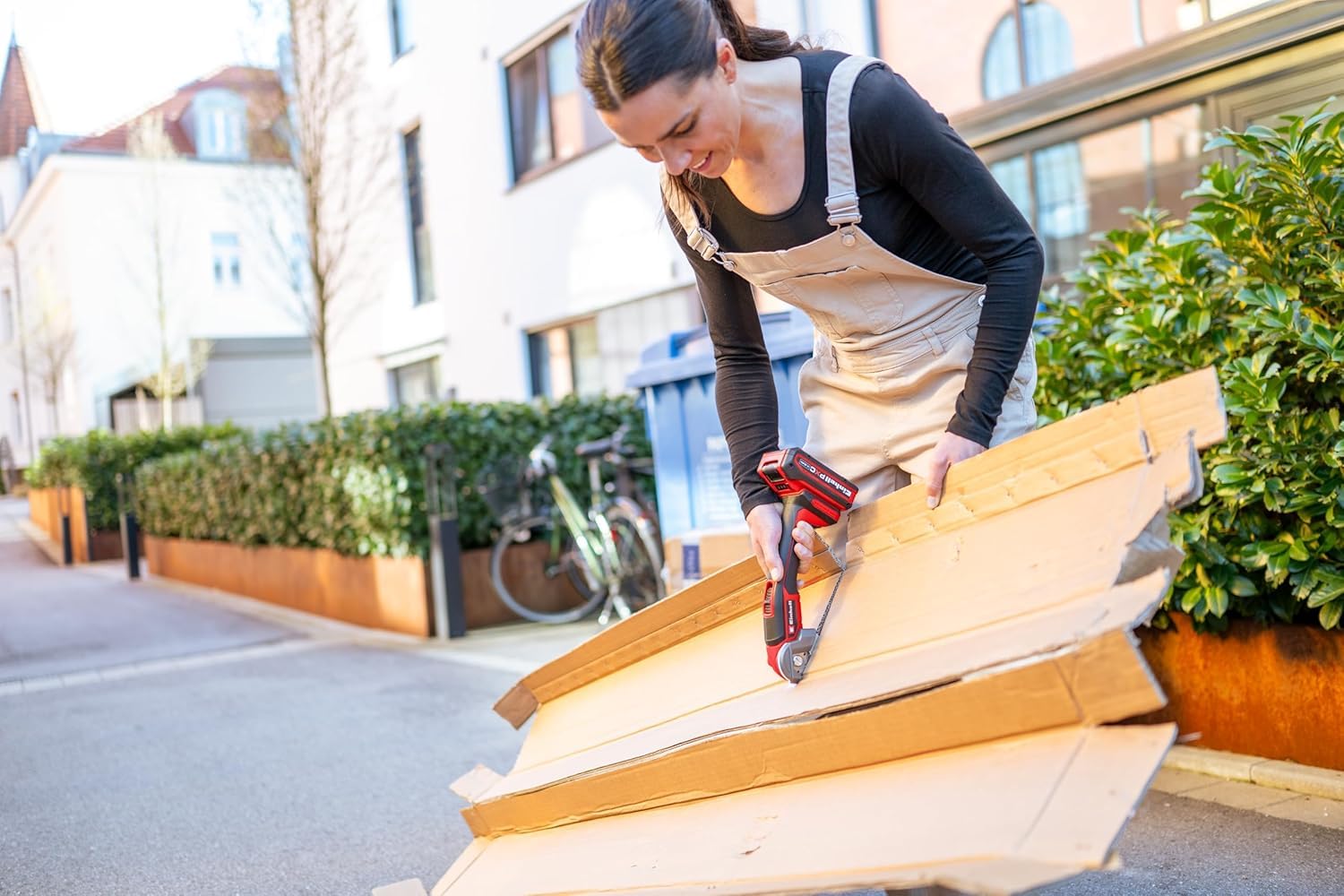 Einhell Akku-Universalschneider TE-UC 18/6 Li - Solo Power X-Change (18 V, Universalschere für Materialien bis 6 mm, LED-Licht, Schnittlinienanzeiger, ohne Akku)