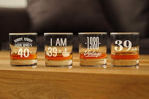 Miniatura 6 de Vintage 1980 - Fun 43rd Birthday Whiskey Rocks Glass Gifts for Men & Women Turning 43 - Retro Whisky Drinking Tumbler