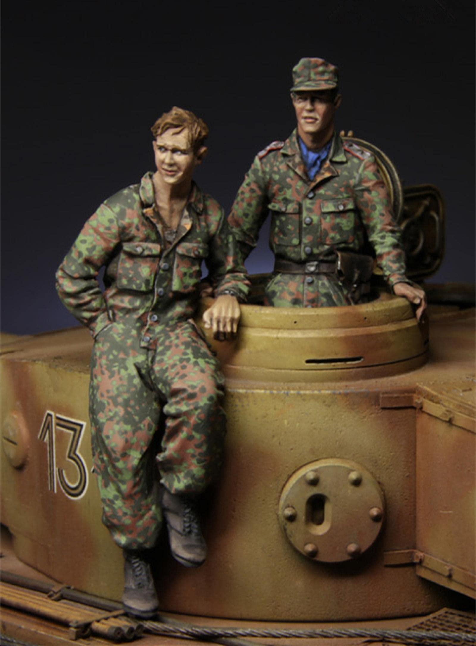 Kit modello in resina 1/35 Soldati sovietici Equipaggio di carri armati feriti Seconda Guerra Mondiale Non verniciato - Italia Kit modello in resina 1/35 Soldati sovietici Equipaggio di carri armati feriti Seconda Guerra Mondiale Non verniciato - Italia