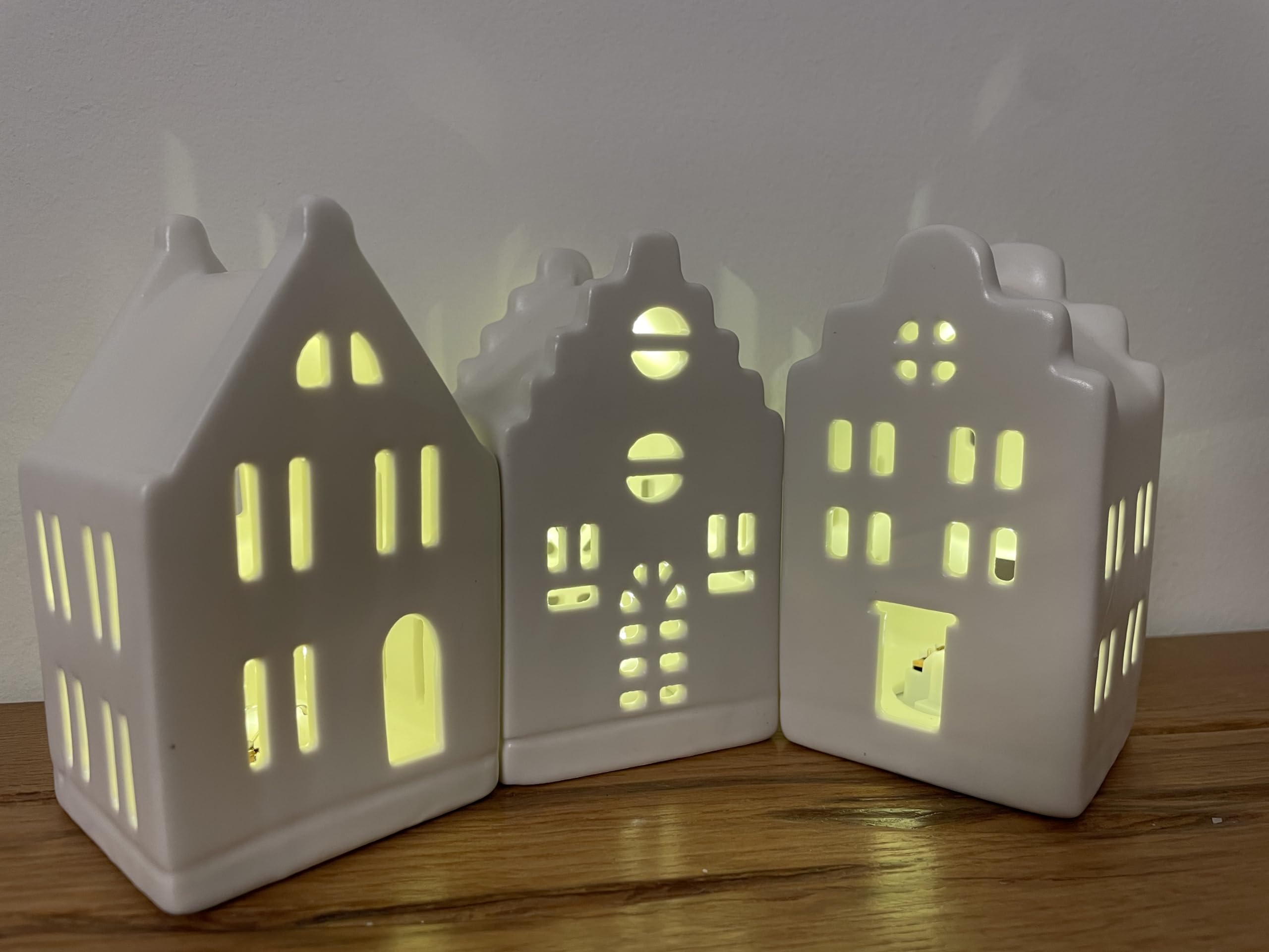 Set of 3 Ceramic LED Houses