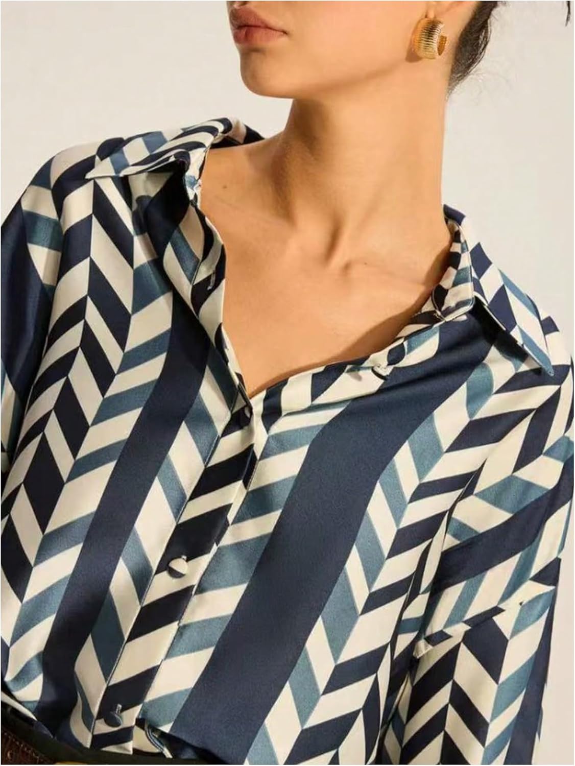 SweatyRocks Women's Long Sleeve Button Down Geometric Print Shirts Retro Collared Blouse Tops - Image 4