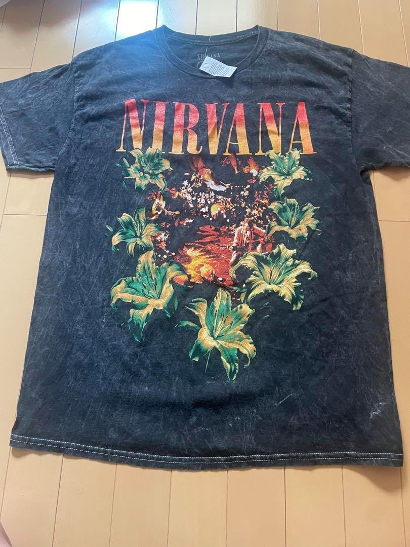 海外限定 オフィシャル Kurt Cobain Tシャツ L カートコバーン