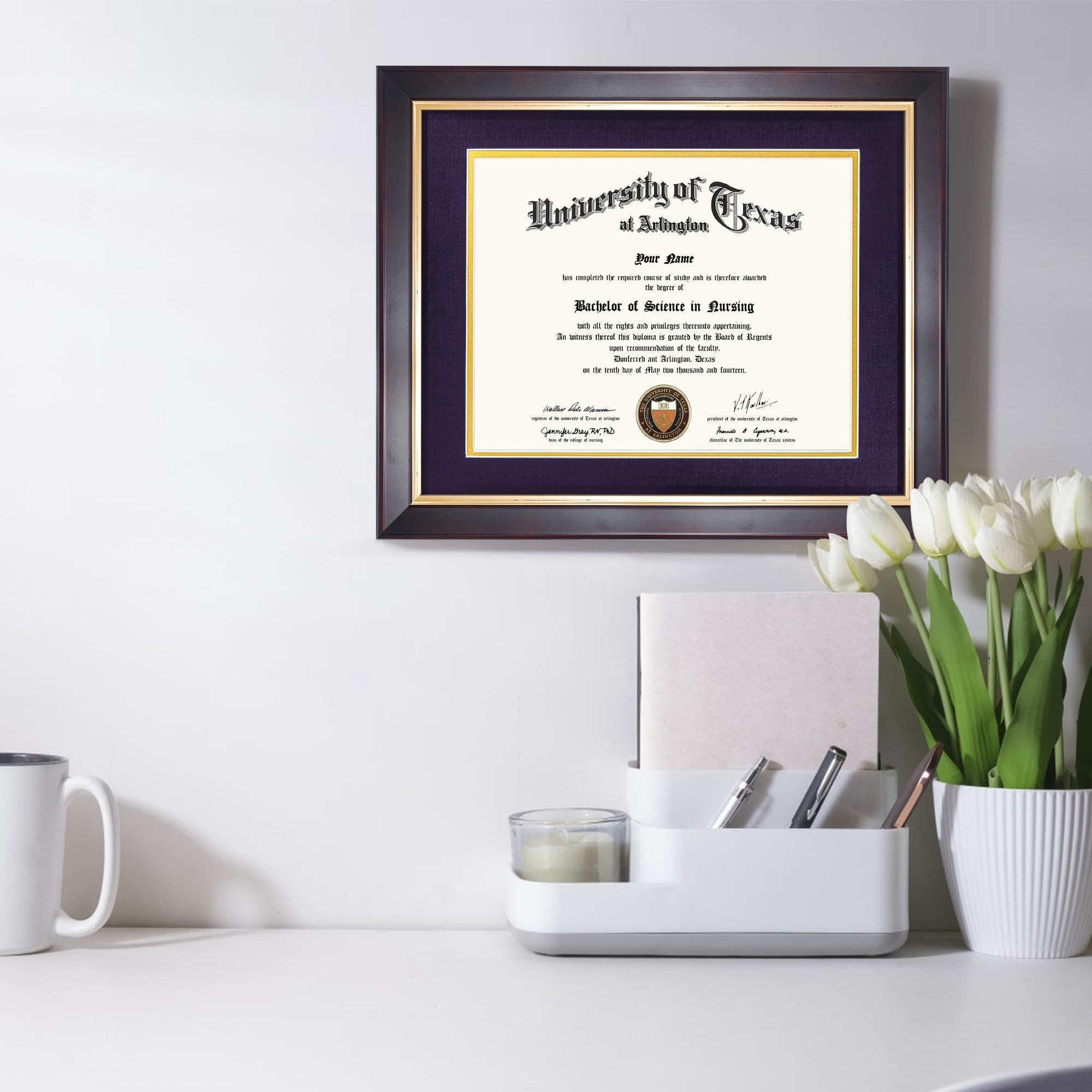 GMFrames Drewniana ramka dyplomowa 8,5 x 11 z fioletową matą lub wyświetlaczem certyfikaty 11 x 14 bez maty, szkło hartowane, ciemnobrązowe wykończenie ze złotym wykończeniem