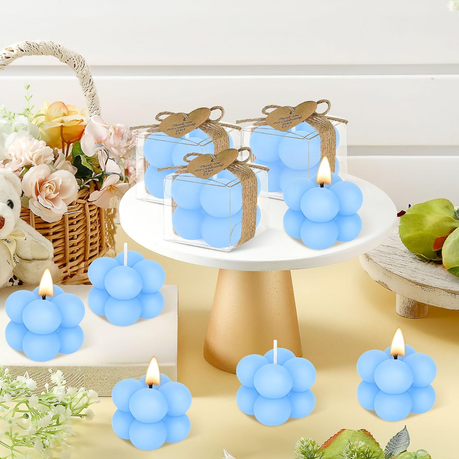 Lot de 30 Bougies Bulles Bleues avec Boîtes Cadeaux, Cartes de Remerciement et Ficelle de Jute - Mini Bougies Décoratives Cube pour Cadeau d'Invités Mariage, Baptême, Baby Shower Garçon - 4x3,5 cm