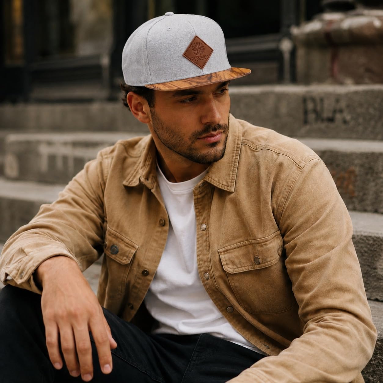 woodwear® Timberline Snapback Grey Timber – Premium Cap mit Echtholz-Schirm aus Walnuss, verstellbar, Unisex Basecap, Streetwear & Outdoor