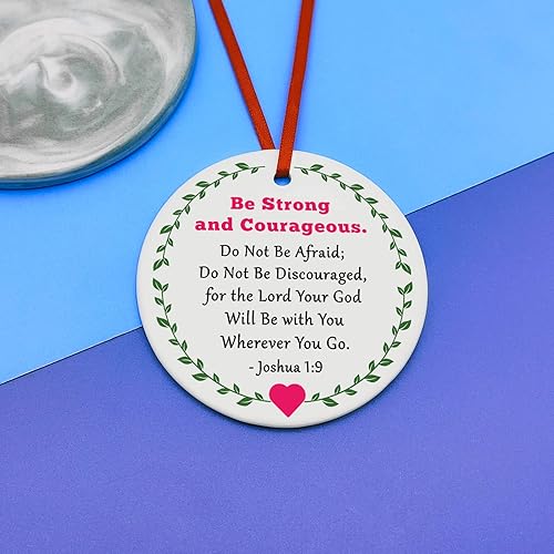 Vista 6 de Regalos de aliento cristiano para mujeres y hombres, adorno de Navidad, regalo inspirador de versículo bíblico, regalo de bautismo Josué 1:9 para Sé