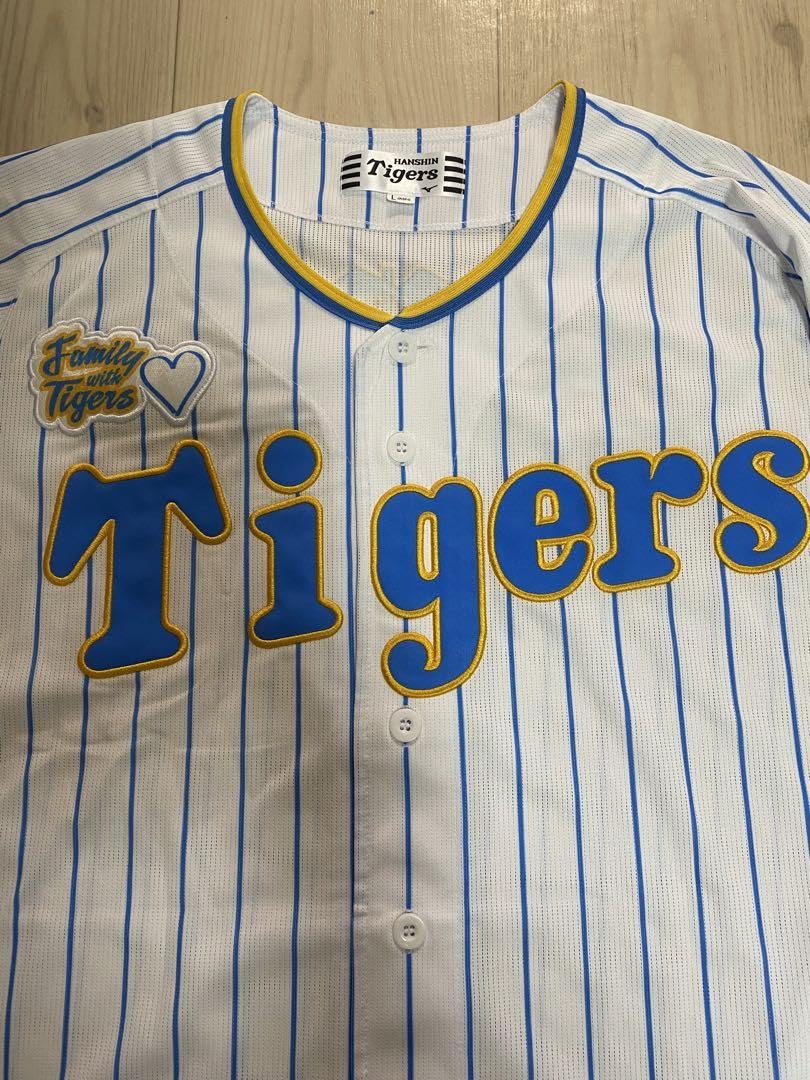 阪神 Family with Tigers ユニフォーム 大山 Lサイズ 阪神 Family with Tigers ユニフォーム 大山 Lサイズ 阪神
