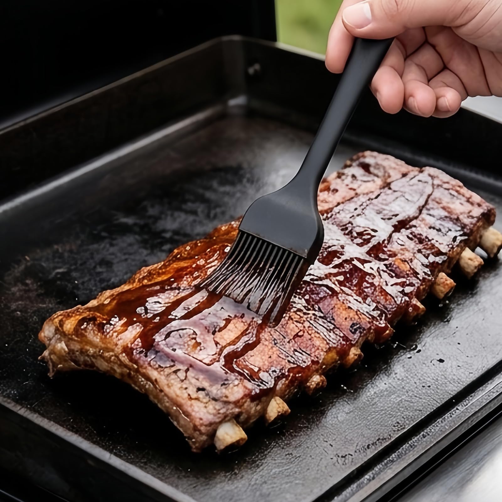 Set utensili per griglia e pressa per hamburger, set da cucina per barbecue da 5 in acciaio inossidabile con cupola per imbastitura, spatola e pennello Pressa per hamburger, strumento