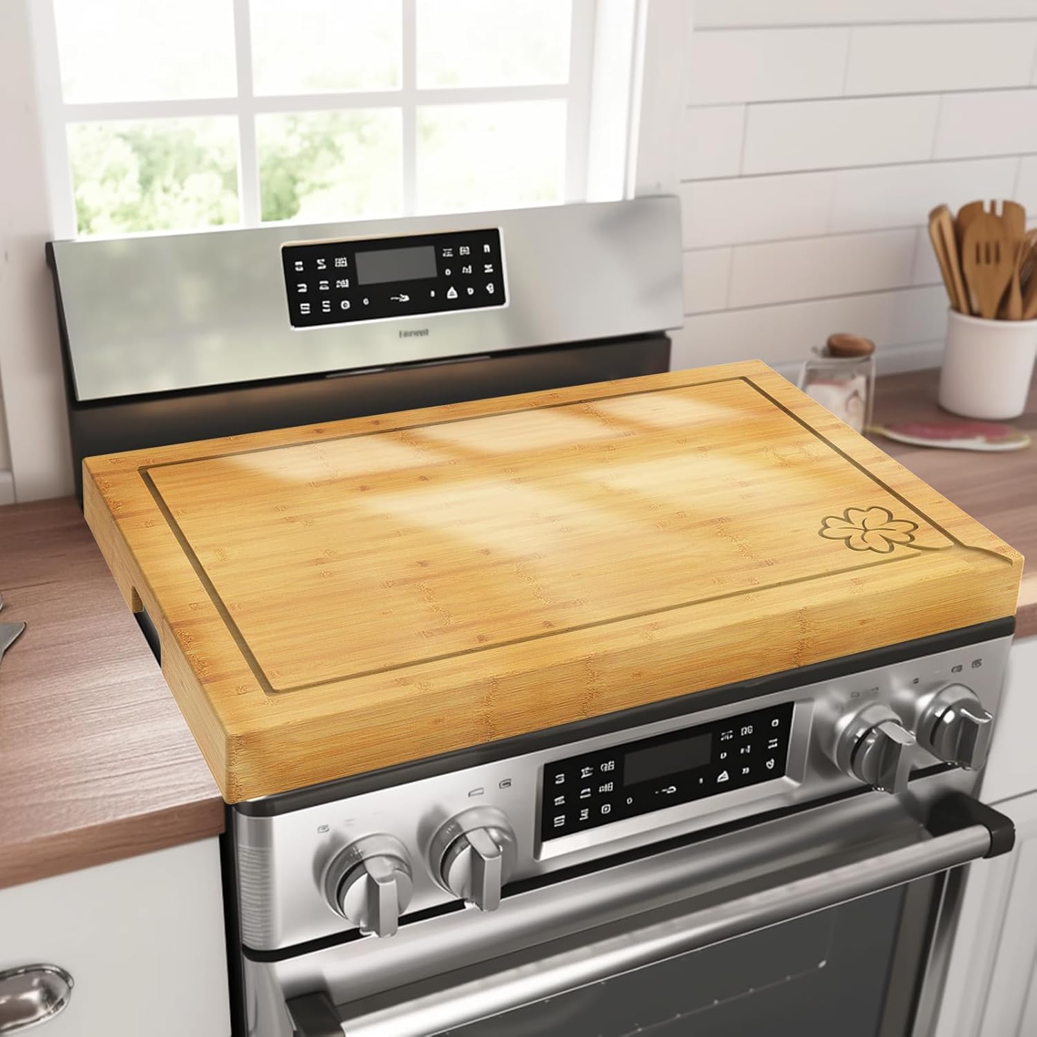 Noodle Board Stove Cover, Wellrain Bamboo Cutting Board Stove Top Cover with Handles for Electric Stovetop Gas Burners RV Sink Cover (Lucky Clover Design)