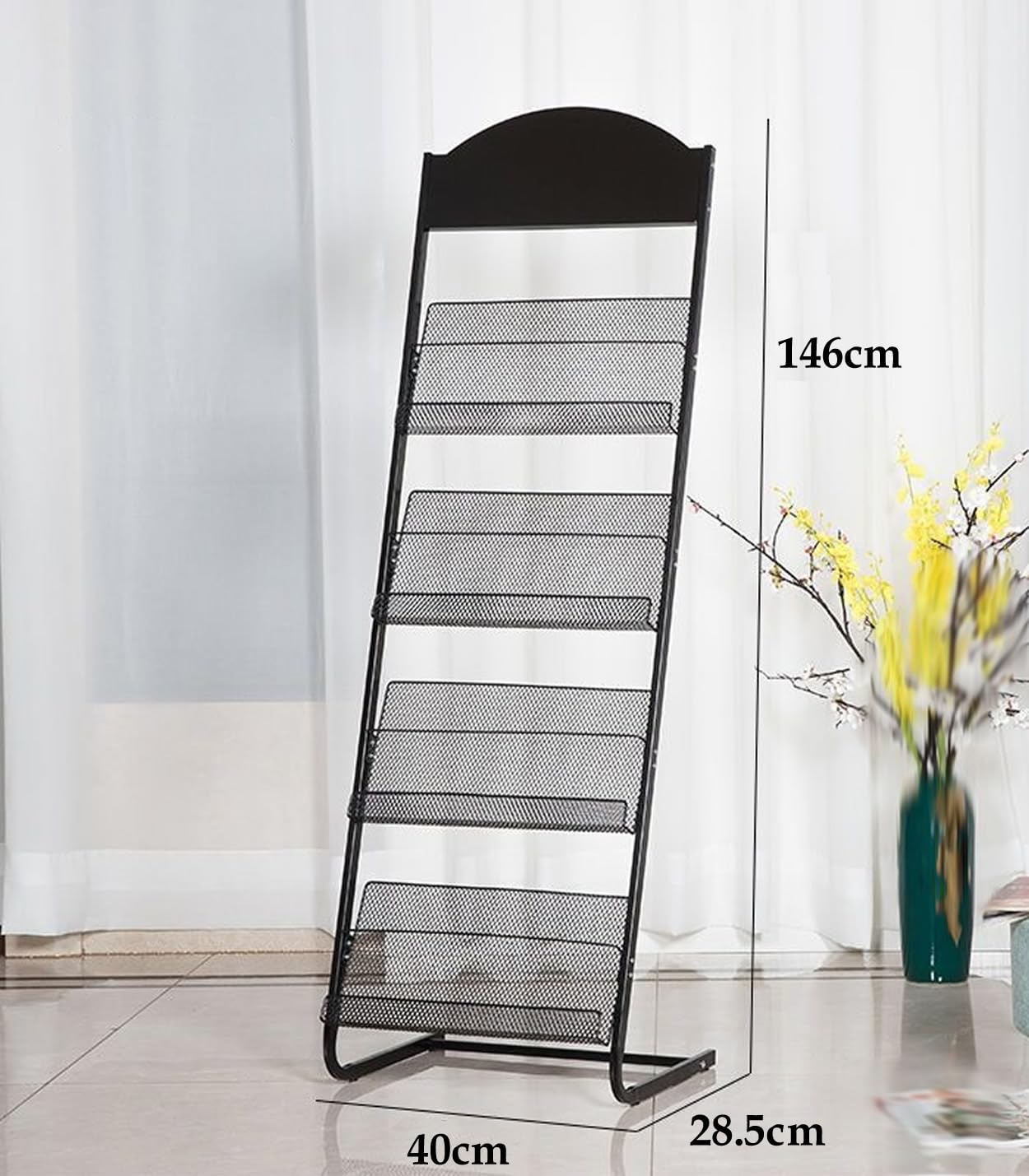 TUKA-i-AKUT Soporte para Revistas Suelo Expositor de Pie para Folletos, 4 Estantes Revistero para Presentación de Literatura Portafolletos Catálogos, Soporte de Acero, 40x29x146CM TKD8687