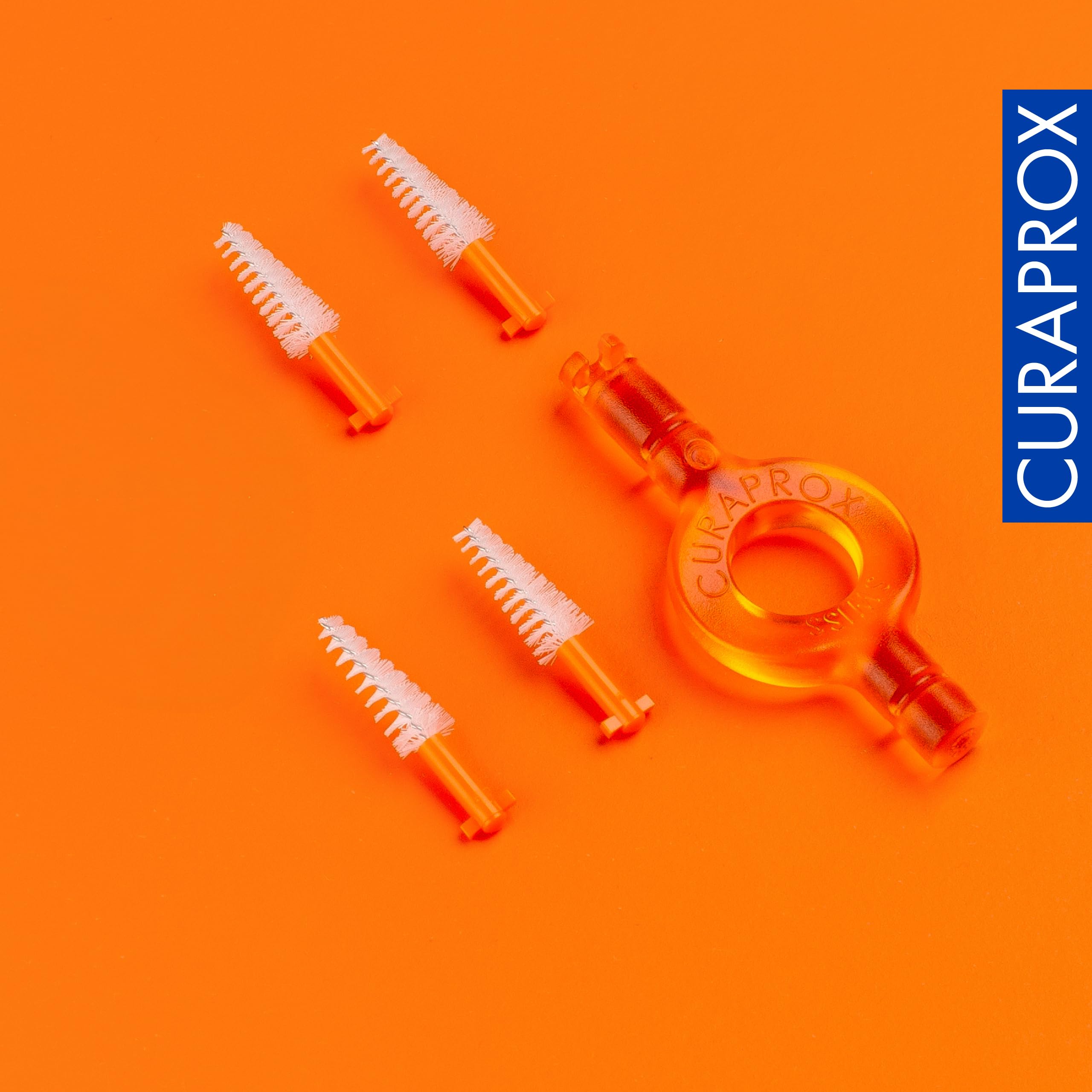 Curaprox Spazzolino interdentale Refill Ortho-Size 14 per bretelle & Ortodontico Cura/Ultra-Fine filamenti per la pulizia delicata/Arancione / 4-Pack/Progettato in Svizzera