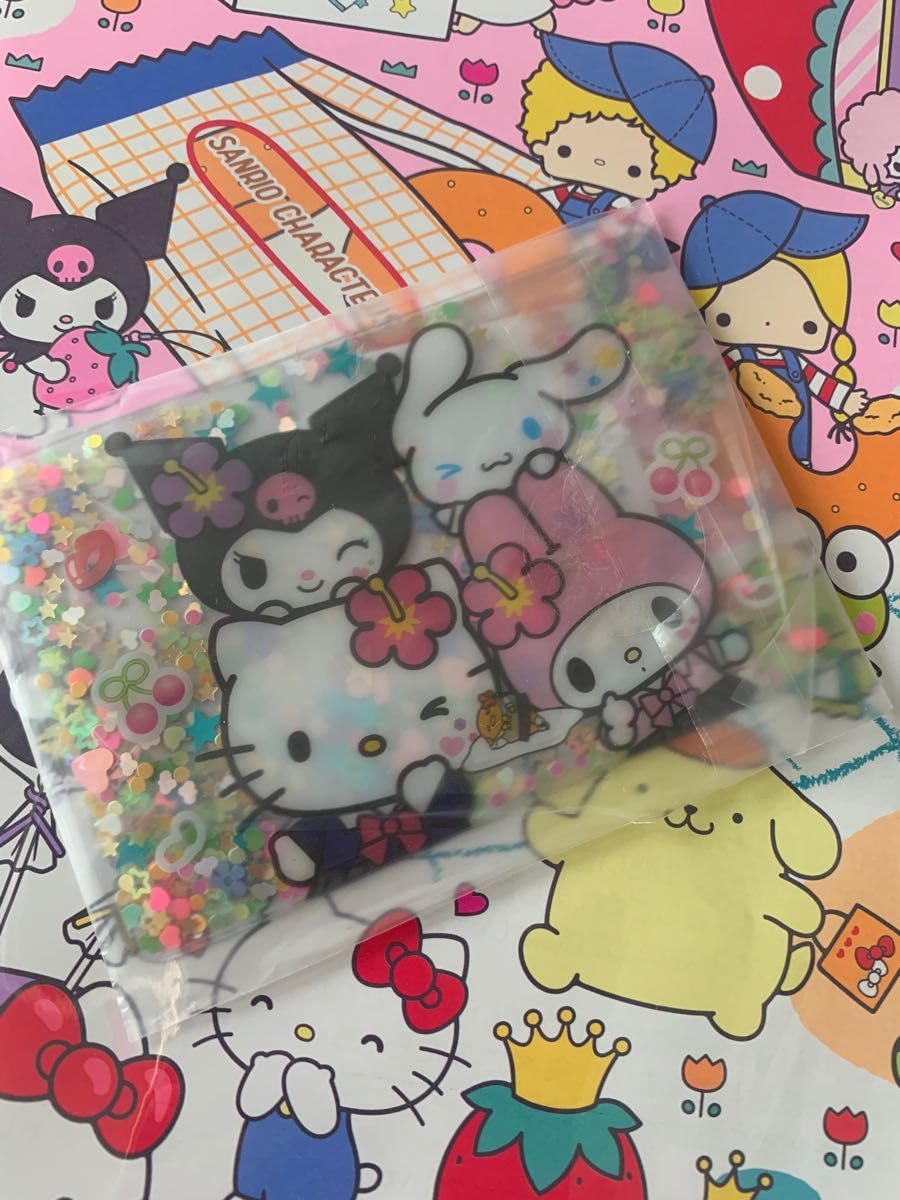 Amazon.co.jp: いちご新聞 付録付き 6月号 ゆらきらパスケース