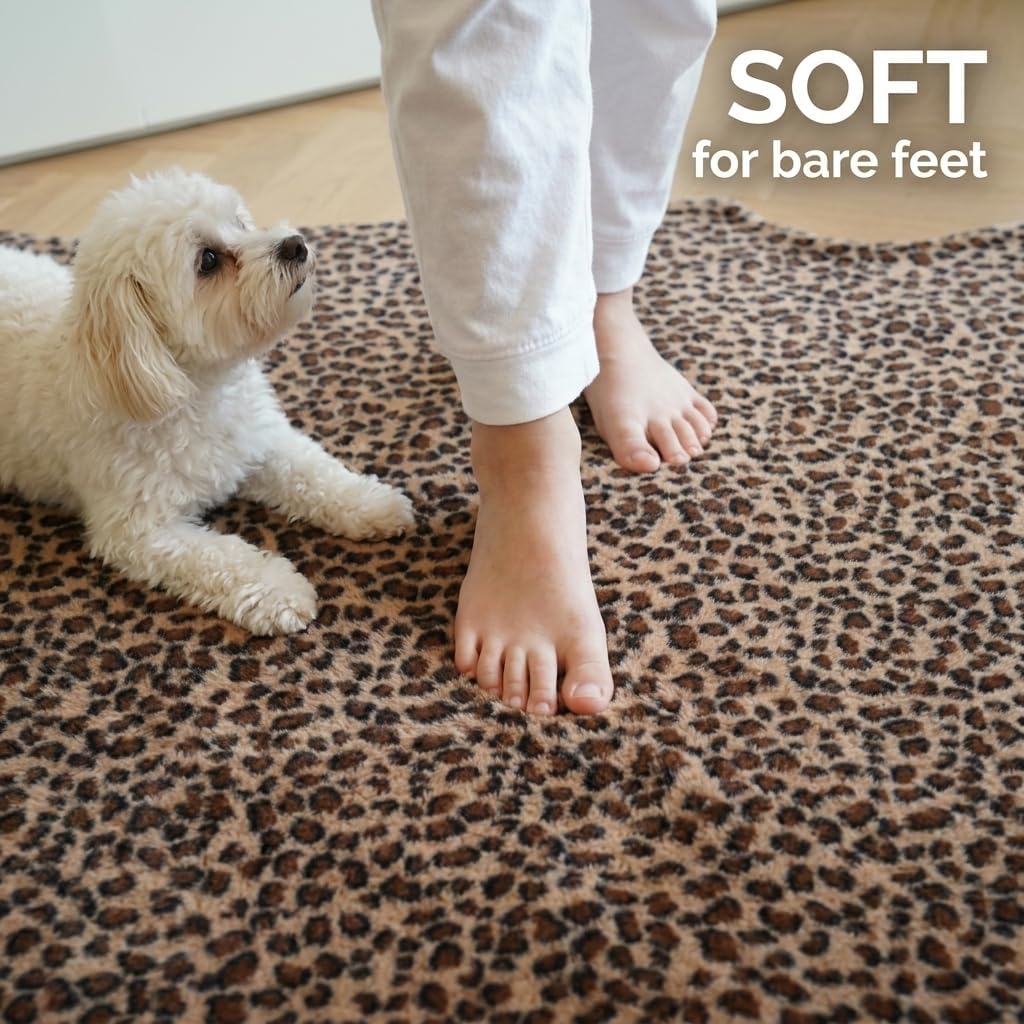 Leopard Print Area Rug Small, Classic Brown Faux Fur Rug Plush Soft, Neutral Animal Print Accent Rug for Living Room Bedroom Nursery, Non-Slip Cozy Bohemian Decor (2'7" x 3'11")