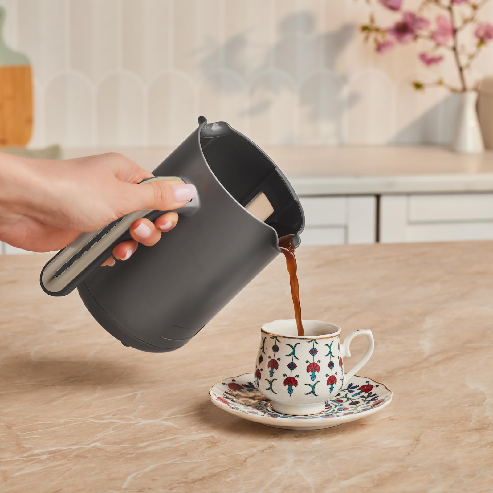 KARACA Hatır Neo Turkish Coffee Maker Silver - Electric Mocha Pot with 3 Coffee Strengths, 300 ml - 5 Cup Capacity, 735 W, Automatic Shut-Off and Overheating Protection (Starlight)