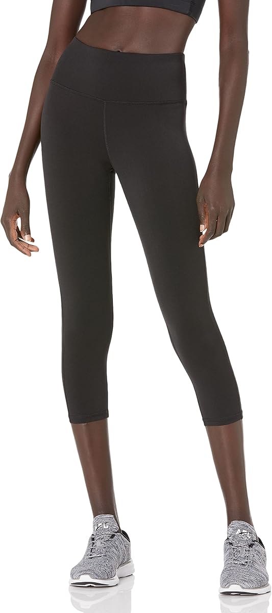 Malla larga Amazon Essentials Performance Mid-Rise Capri Active para mujer