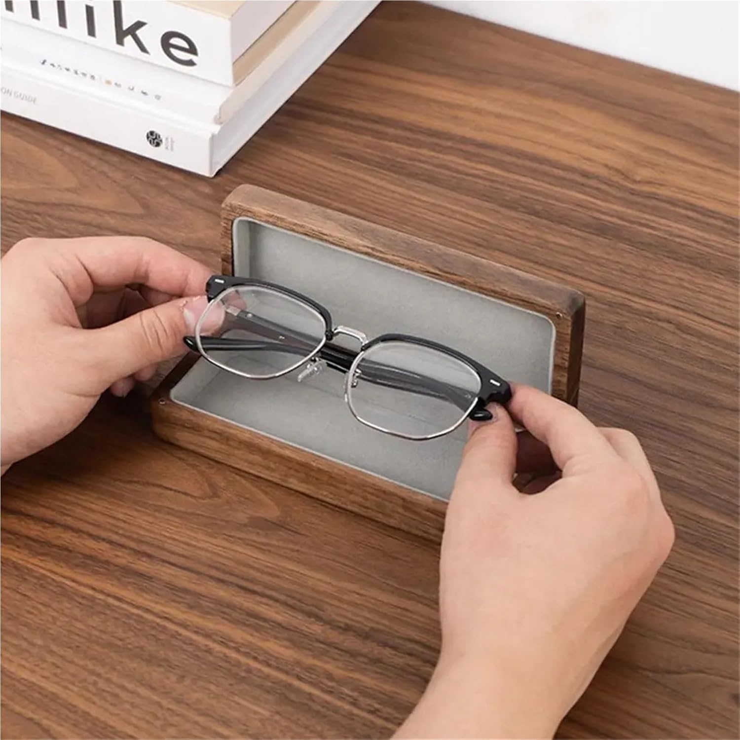 Glasses Case Retro Wood Glasses Case Magnetic Buckle Flocking Inside Eyeglasses Protective Eye Glass Holder For Women Men