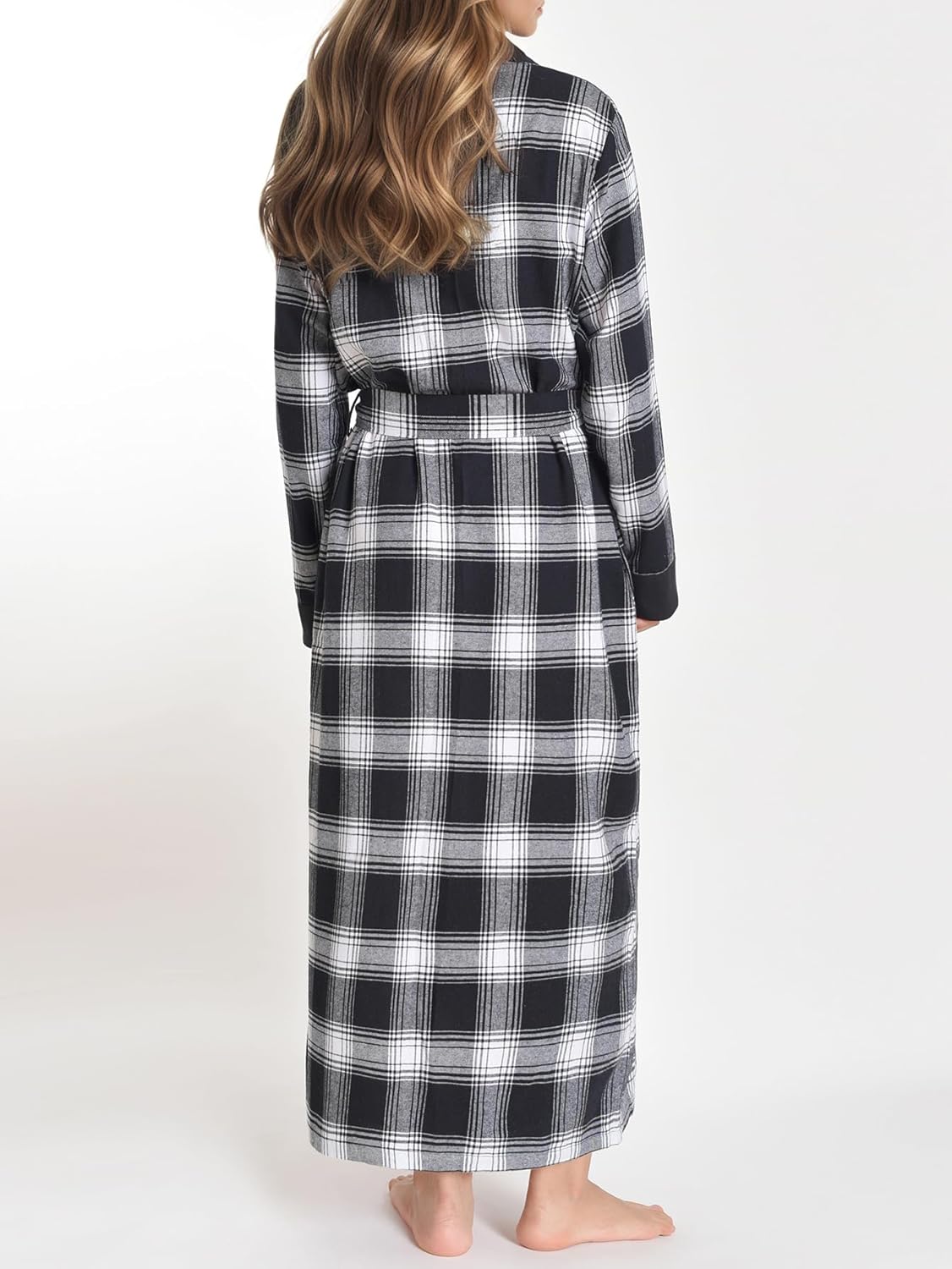 Latuza Women's Flannel Robe Long Bathrobe - Image 3