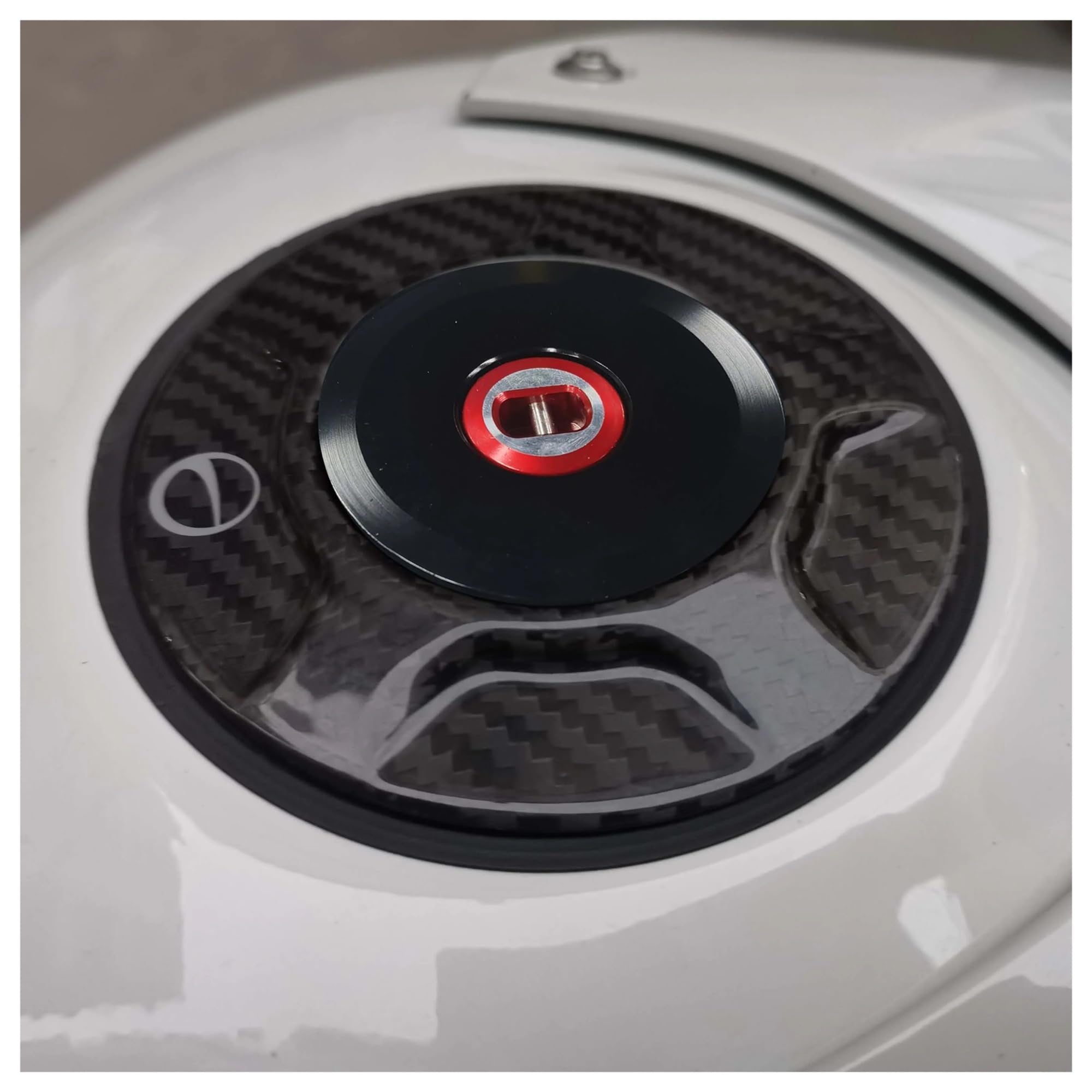 moto Adesivo serbatoio Per Du&cati Panigale V4 S/R 2025 Tappo serbatoio carburante con serratura in fibra di carbonio per motocicletta, sicurezza antifurto(Black)