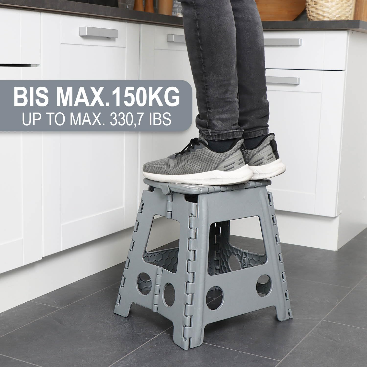 COM-FOUR® folding step with rubber studs XXL, foldable step stool, portable climbing aid for household - Image 4