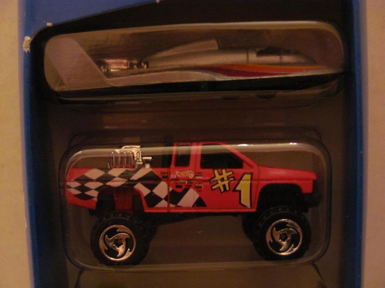 Vintage - Hot Wheels - RACING WORLD - 5 Car GIFT PACK (Each is 1:64 Scale Die Cast Metal Car) - 1997 - by MATTEL / (Made in Thailand / For Ages Over 3 Years)