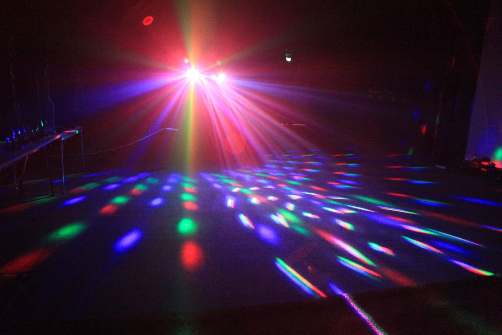 E-Lektron STAGE-BAR 5-fach LED RGBW & UV DMX Lichteffekt Lichtanlage Set mit Stativ, inkl. Tragetasche