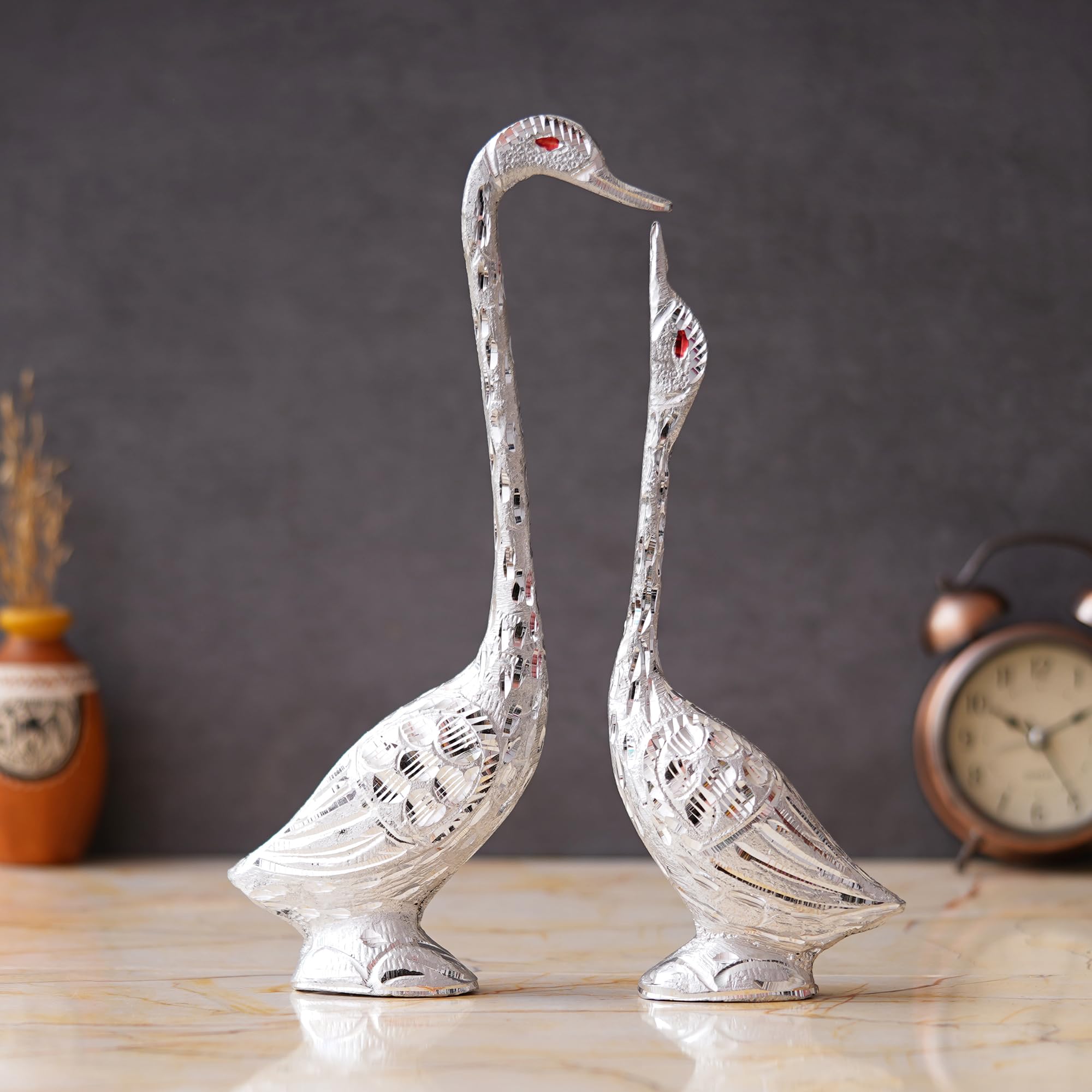 Pair of Kissing Duck, Swan Showpiece for Home Decor - 29 cm (Silver)