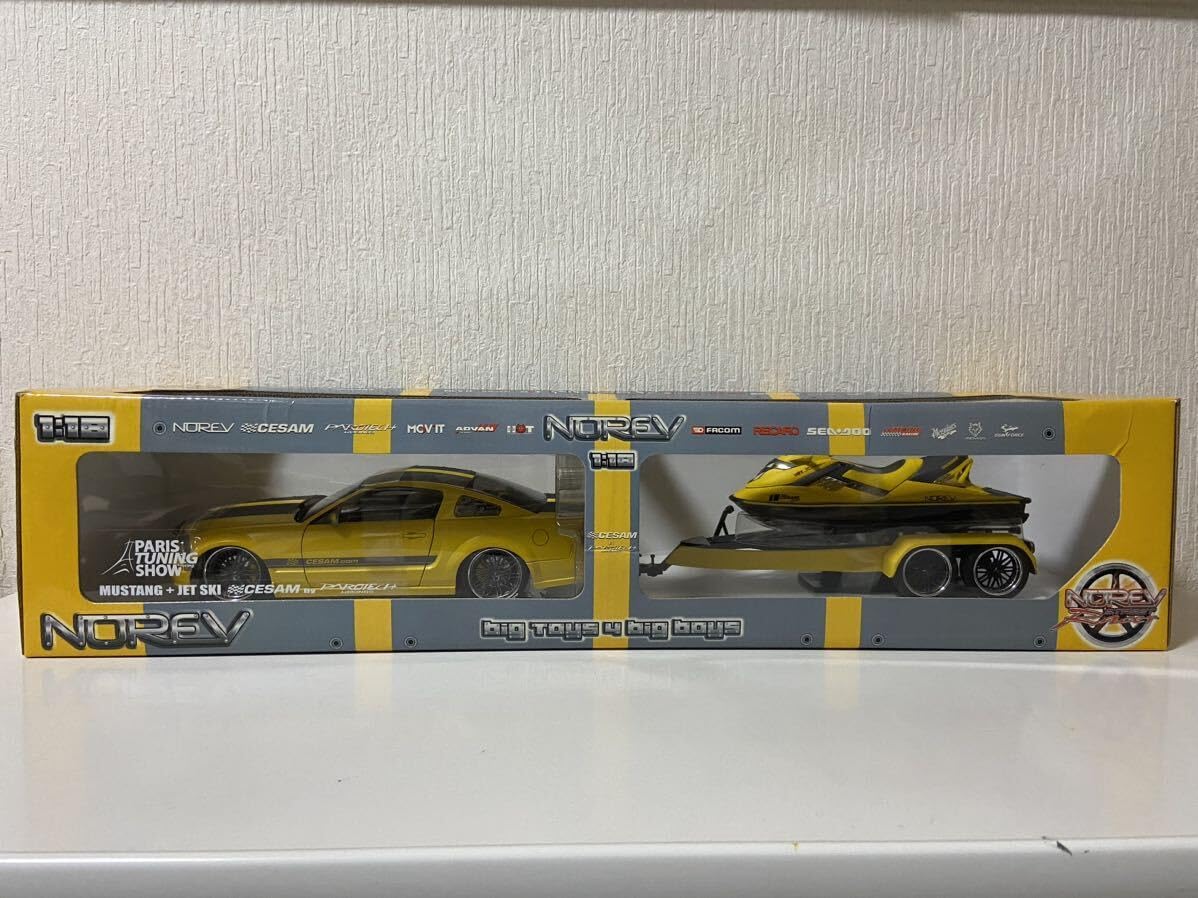 Amazon | ノレブ 1/18 フォード マスタング ジェットスキー ボート 