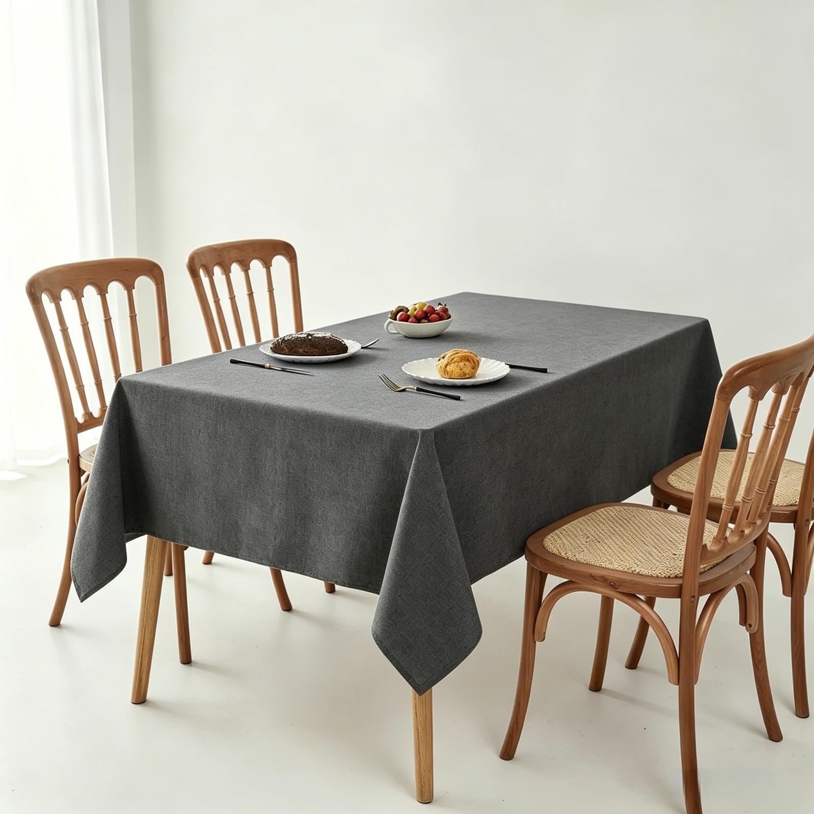 LIHUANE Table Cloth Wipe Clean 135 x 265 cm Wipeable Water Resistant Wipe Clean Tablecloth Washable Polyester for Rectangle Tables, Dark Grey