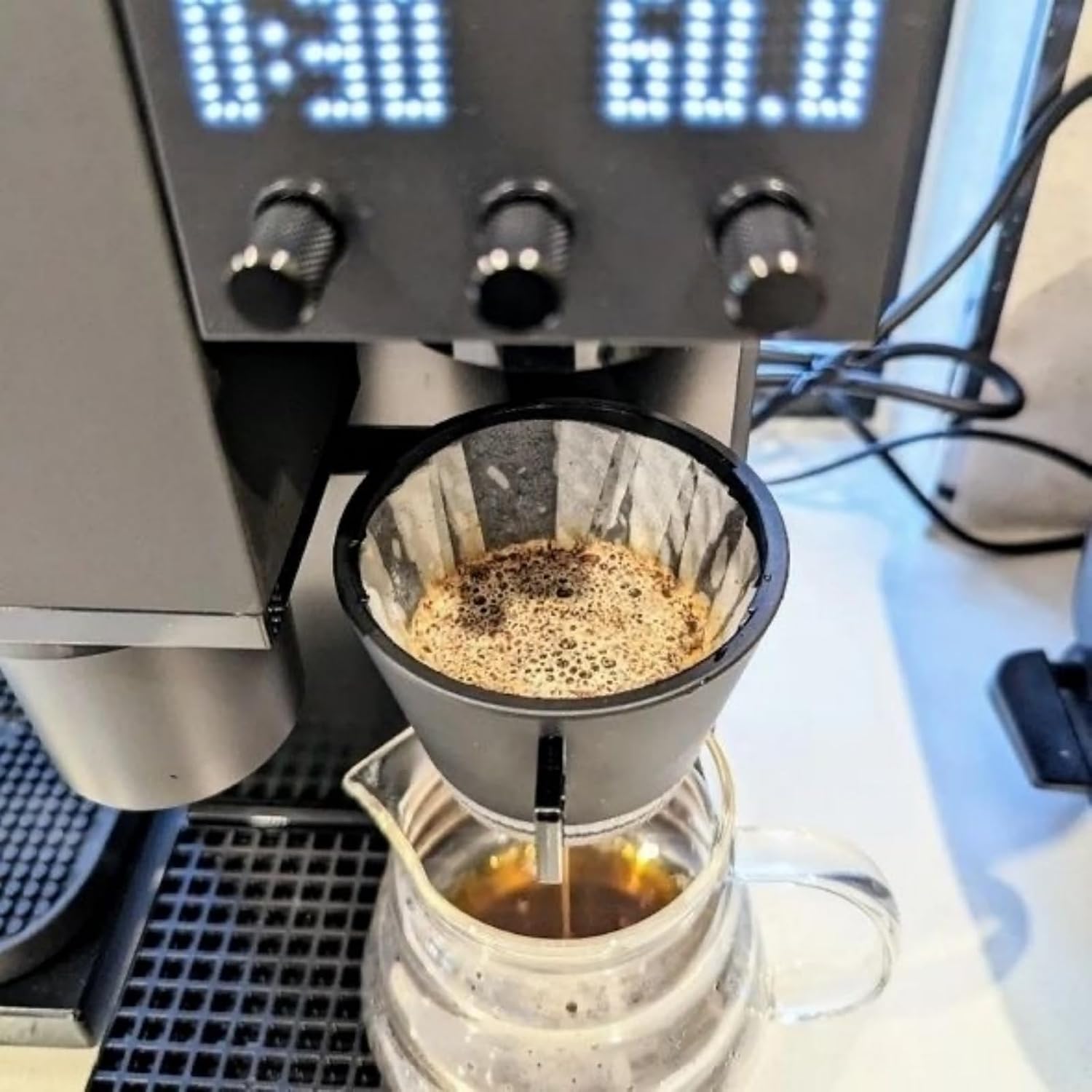 Filter Paper Press Tool, Compatible with Xbloom Studio Coffee Dripper, Paper Presser, Coffee Filter Fixing Tamper For Consistent Coffee Brewing (Black)