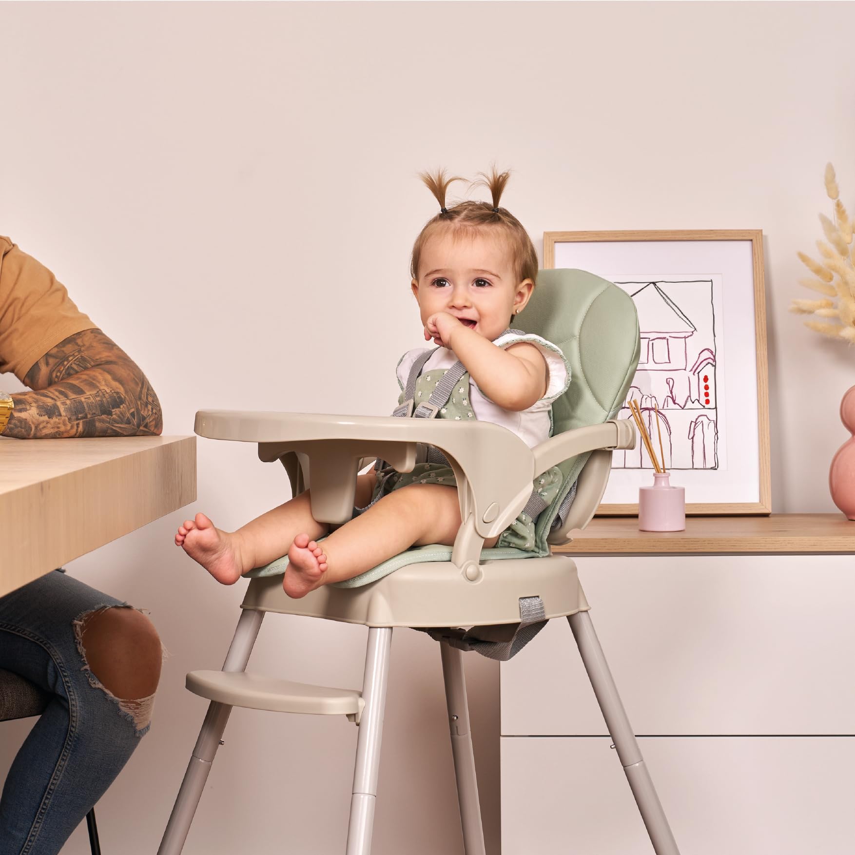 MS BabyWorld - Chaise haute BELLY pour bébé | Convertible en rehausseur et en chaise | 3 en 1 | Chaise haute pliable avec siège rembourré et repose-pieds (Belly Vert)