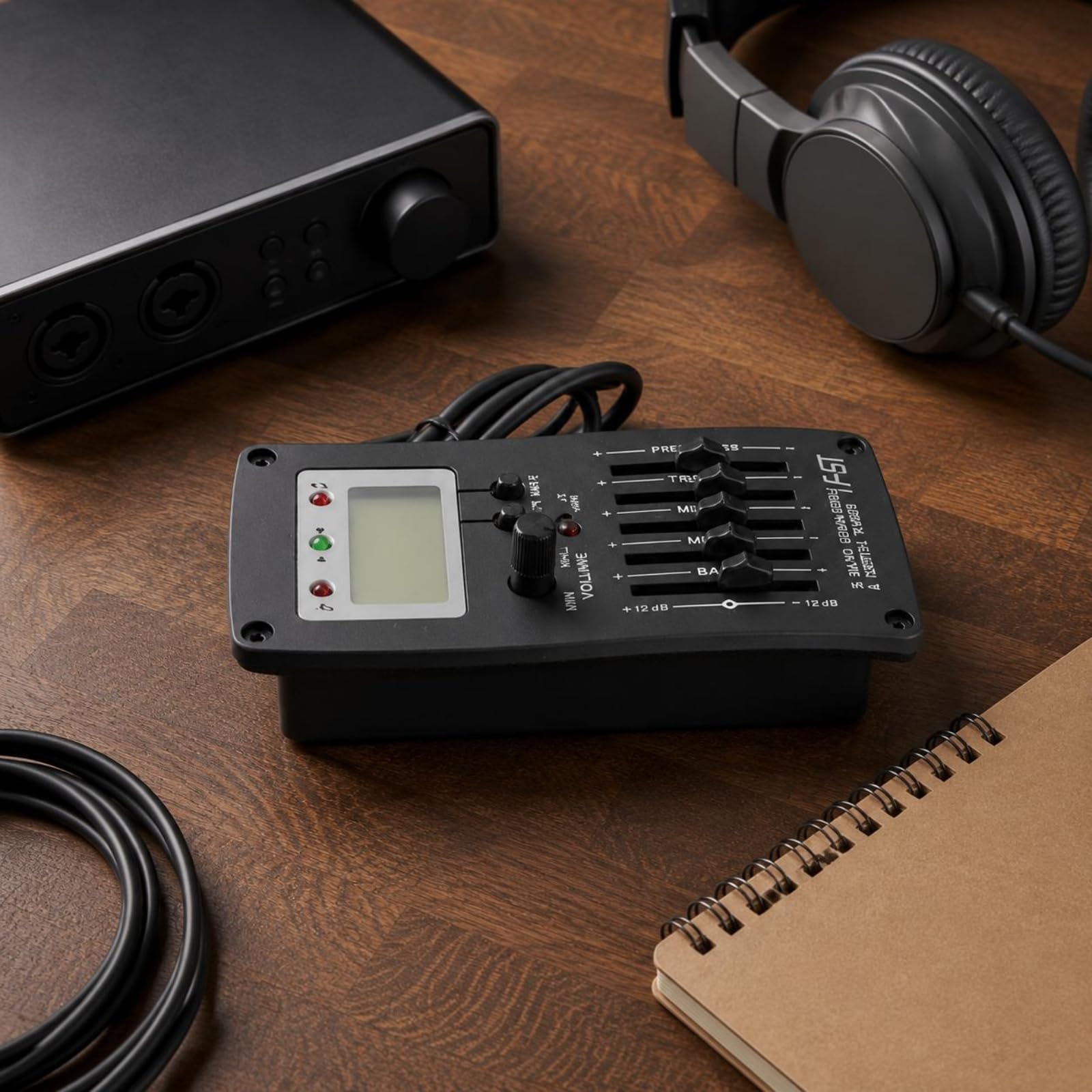 Gitarren-EQ Einbaugerät Gitarren-Tone Control Systemvorverstärker Bass- und Höhenregelung Onboard-Gitarrenpreamplifier für Proberaum