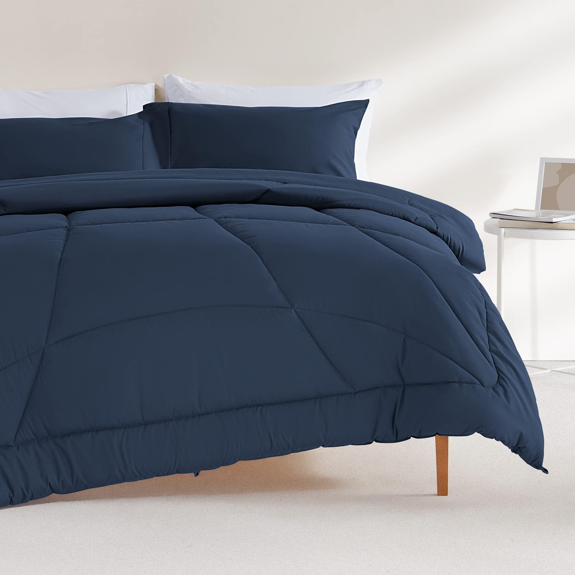 SLEEP ZONE Fluffy Duvet Insert Comforter - All Season Quilted Down Alternative Microfiber Bedding Comforter - Box Stitched with 8 Corner Tabs - Lightweight Reversible Machine Washable (King, Navy)