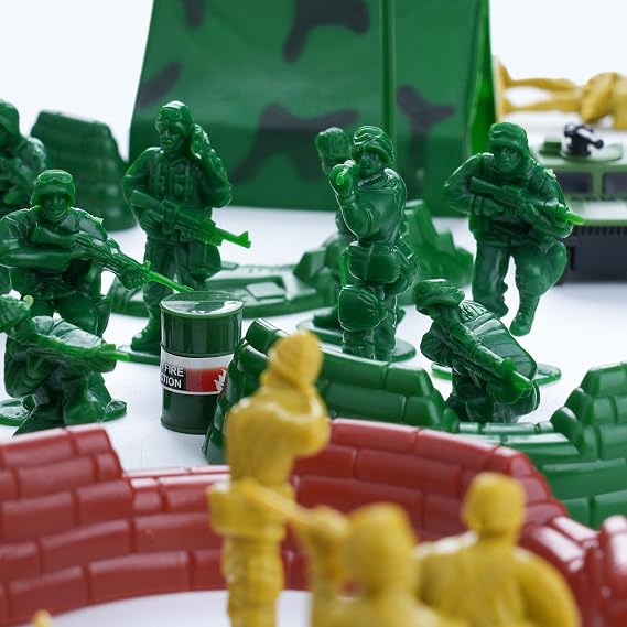 AuntyFey 105 PCS Army Men Playset with Army Men Action Figures with 4 Cars