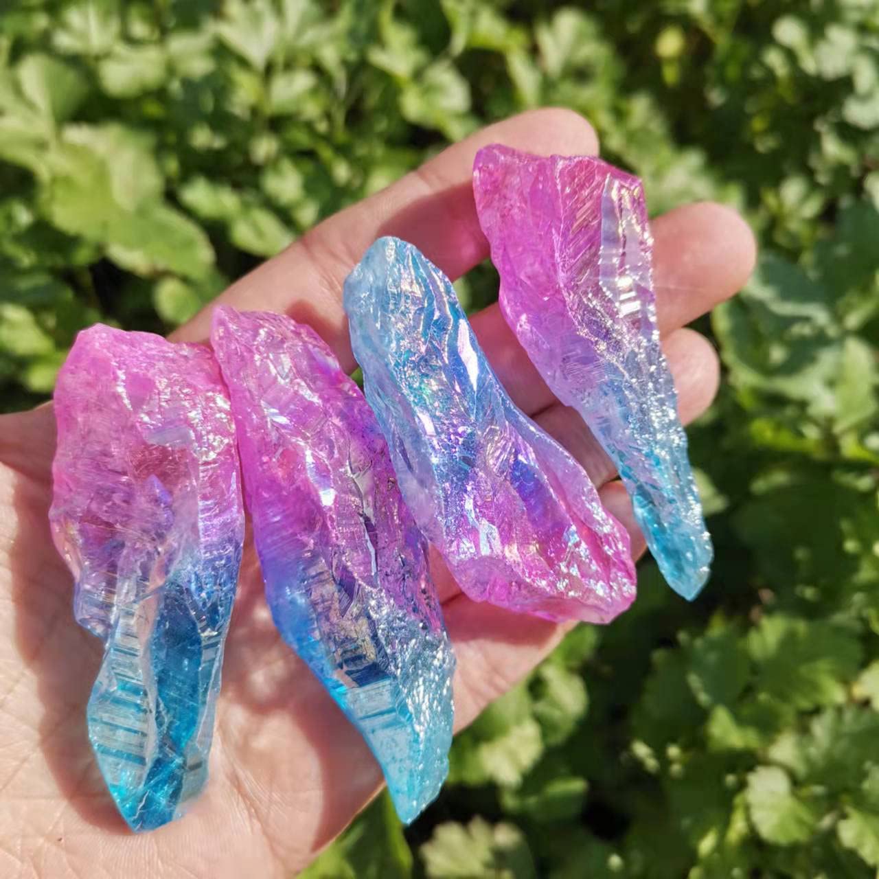 Amazon.co.jp: 200g天然の原料水晶石英石Aura Quartzチタン